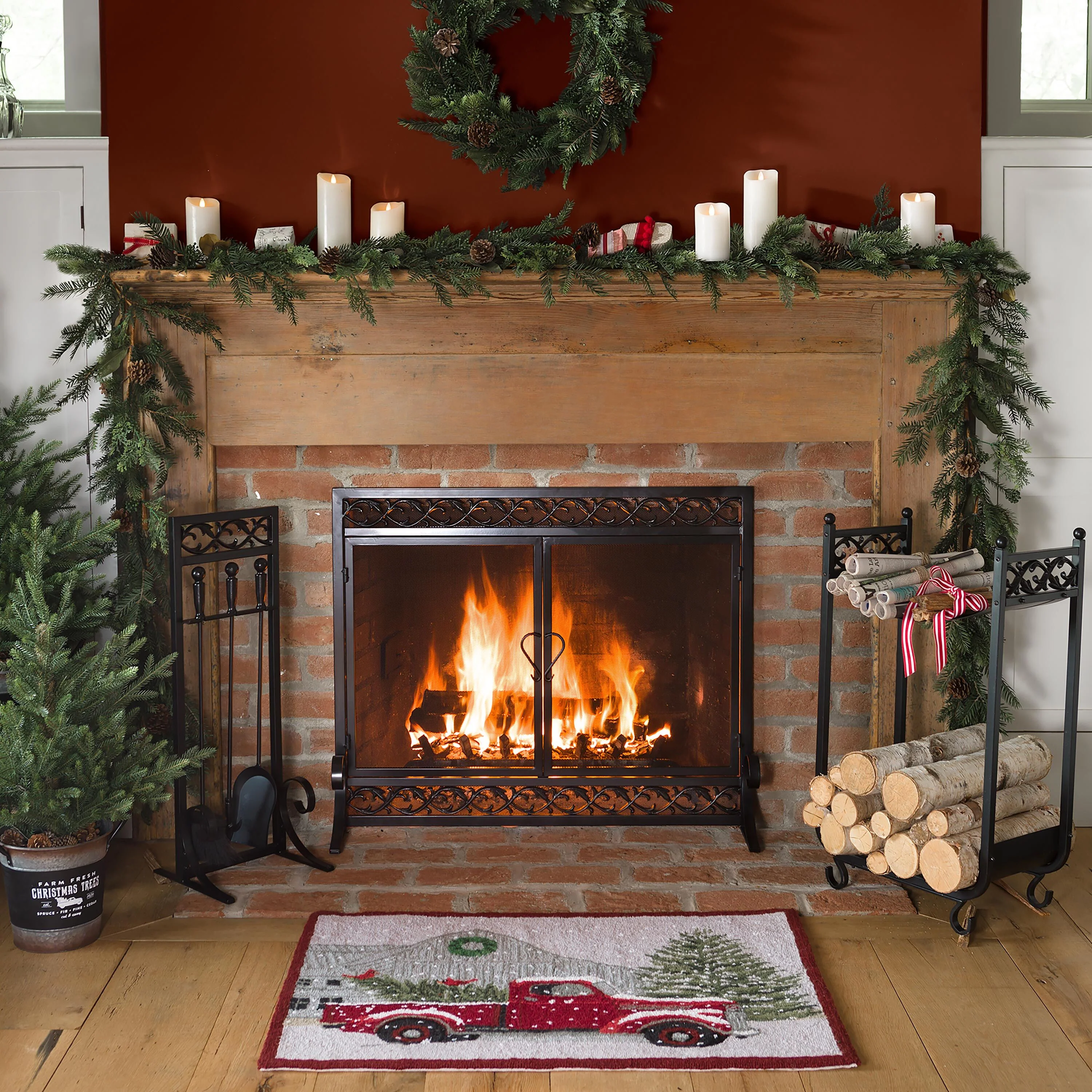 Small Cast Iron Scrollwork Fire Screen With Doors - Image 3