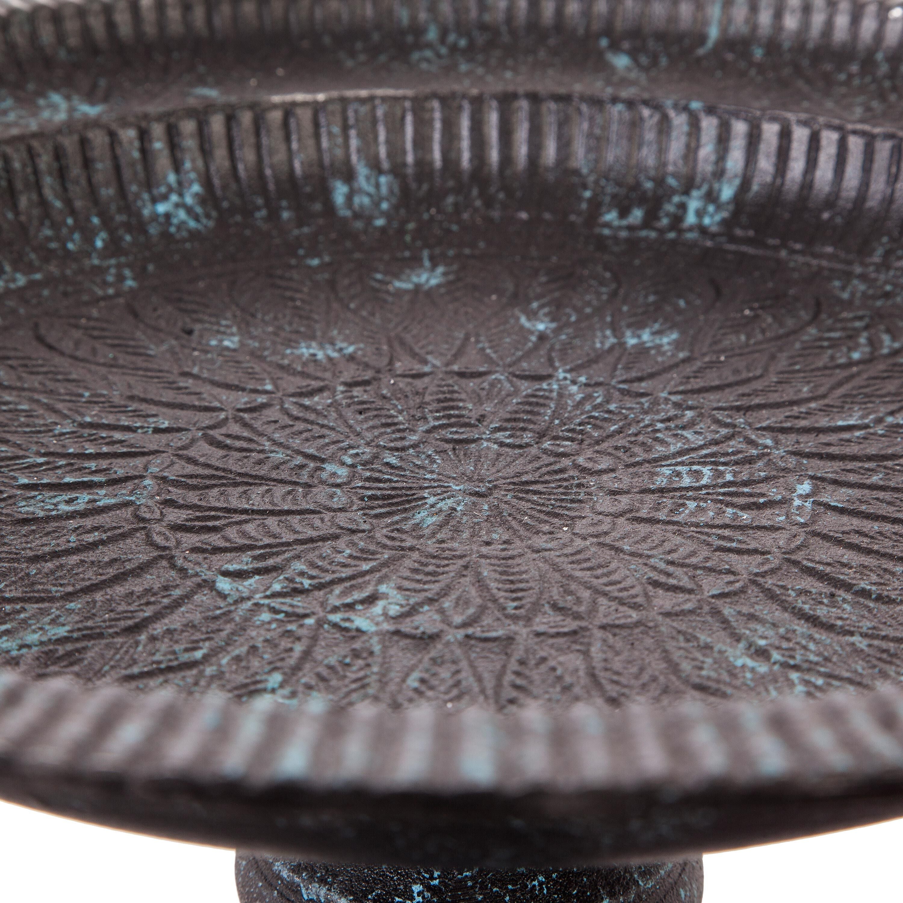 Sculpted Songbirds Metal Pedestal Birdbath - Image 5