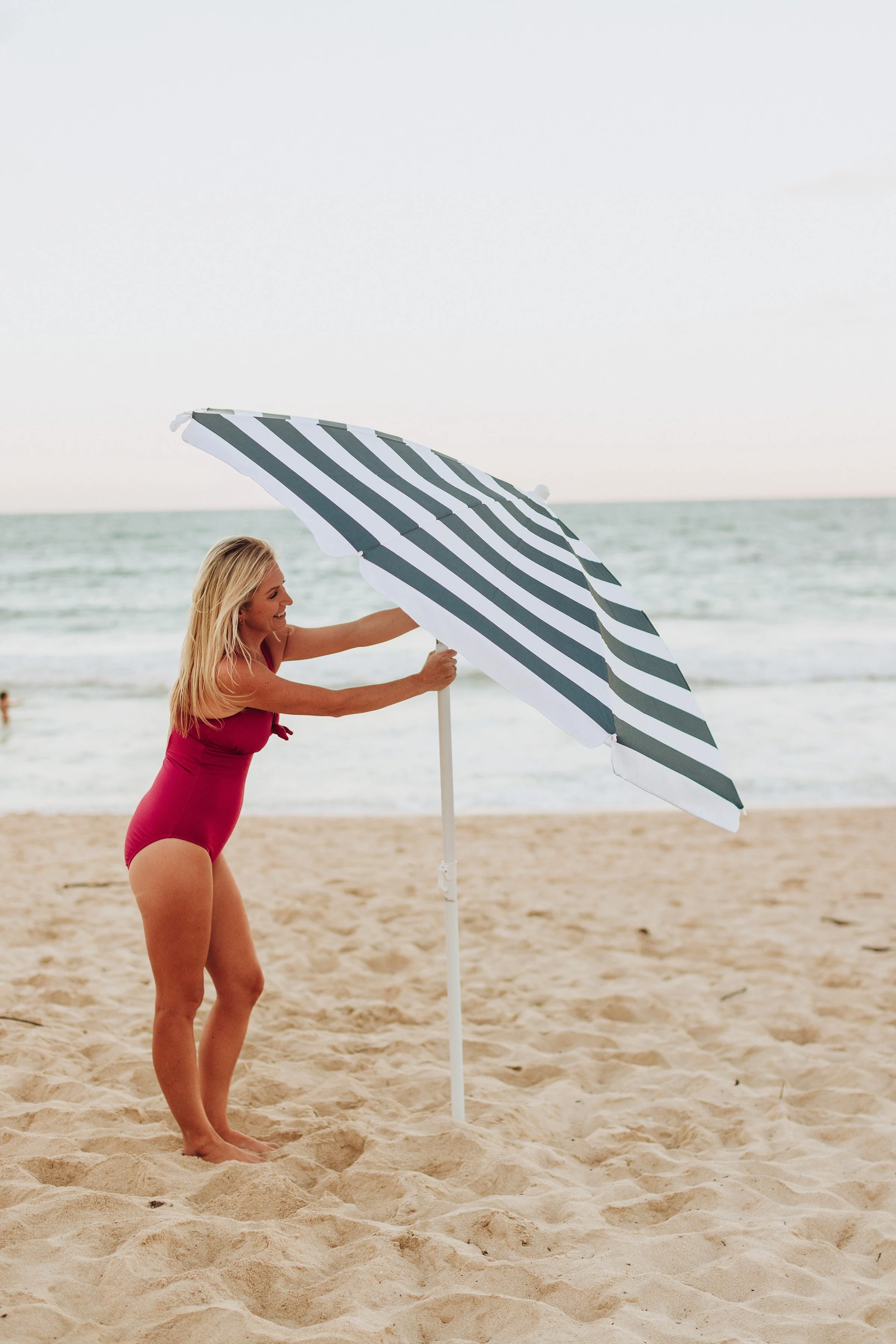 5.5 Ft. Portable Beach Umbrella - Image 17