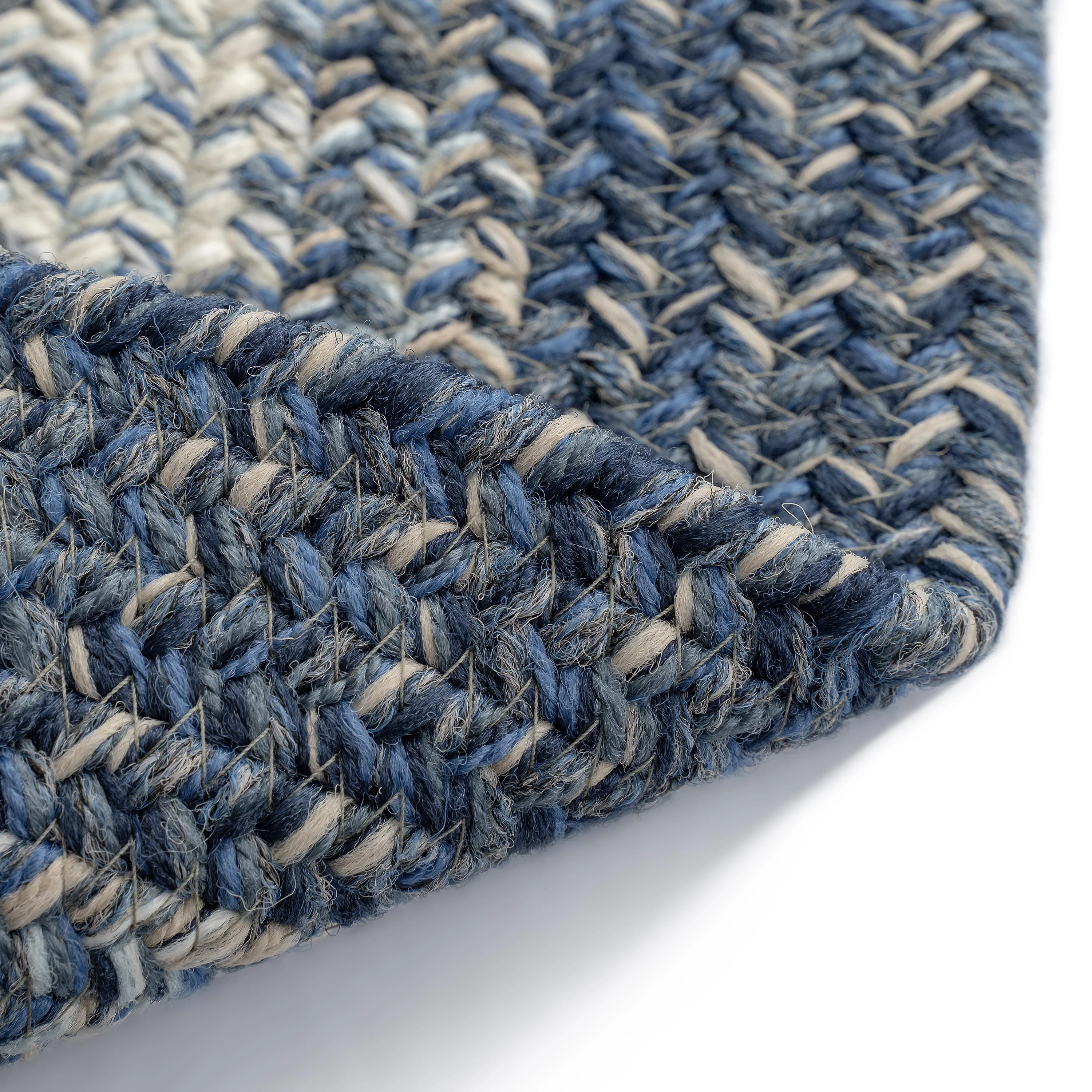 Indoor/Outdoor Oval Woodridge Braided Polypropylene Rug, 3' x 5' - Image 16