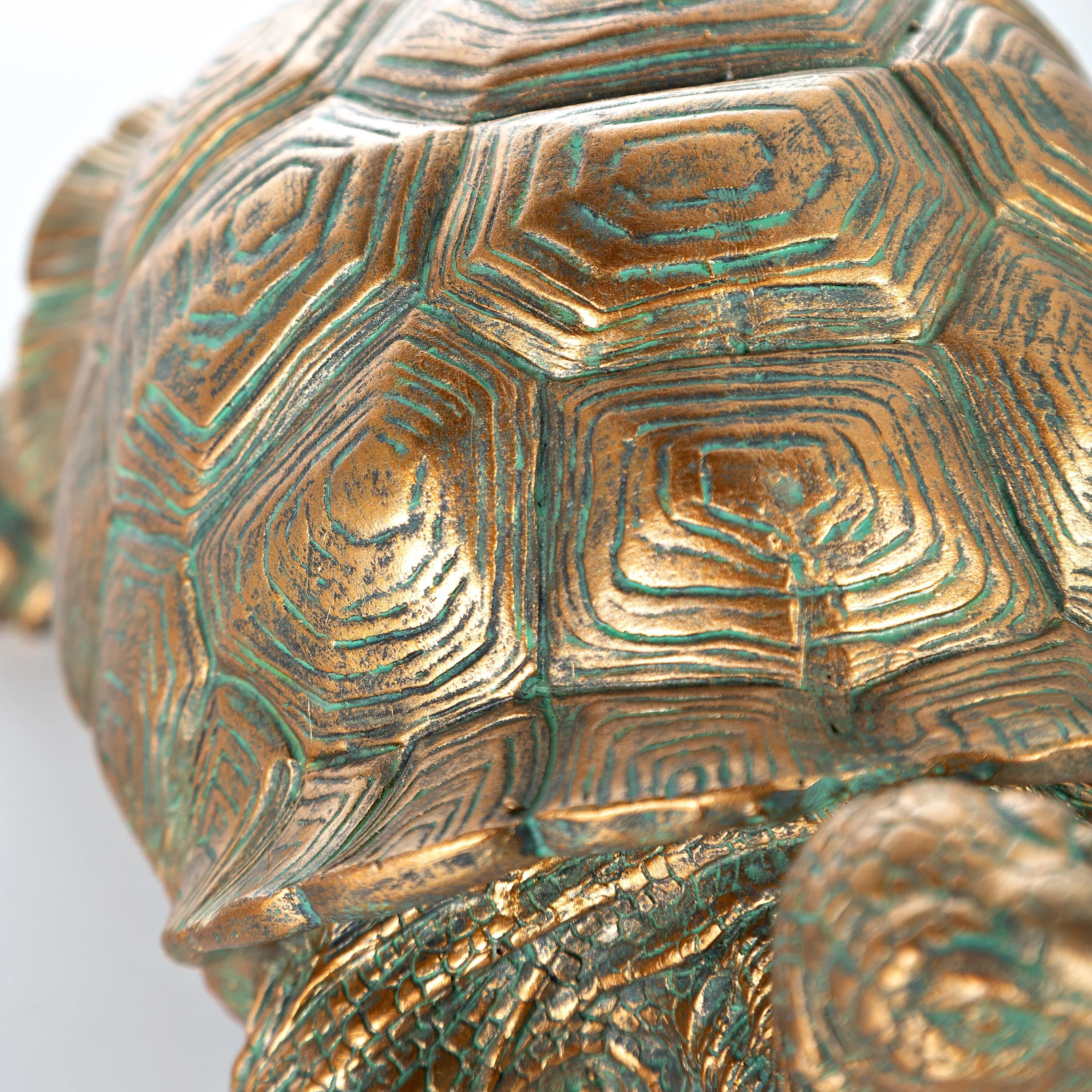 Mother Tortoise with Two Babies Resin Garden Accents - Image 9