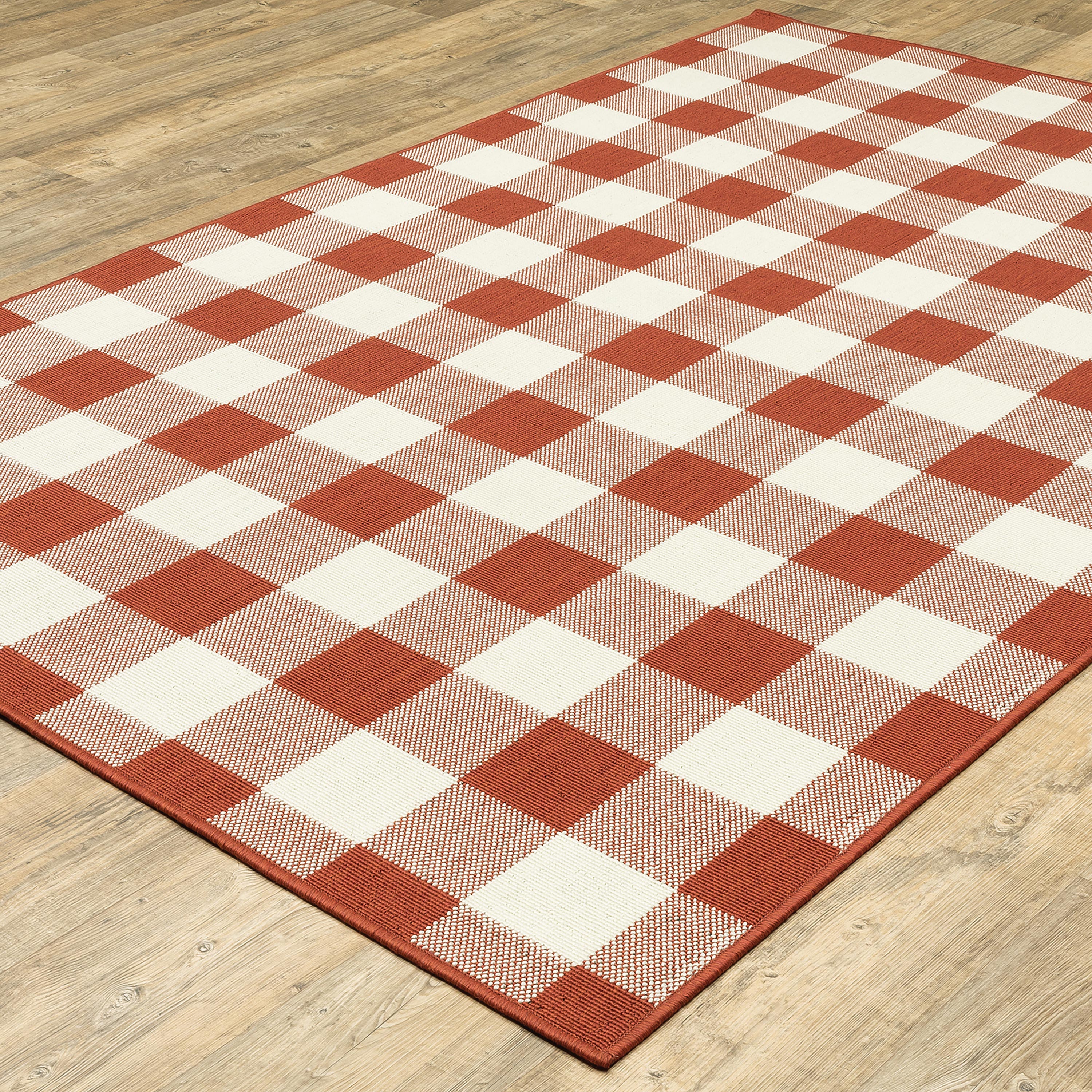 Buffalo Plaid Indoor and Outdoor Polypropylene Rug, 3'7" x 5'6" - Image 13