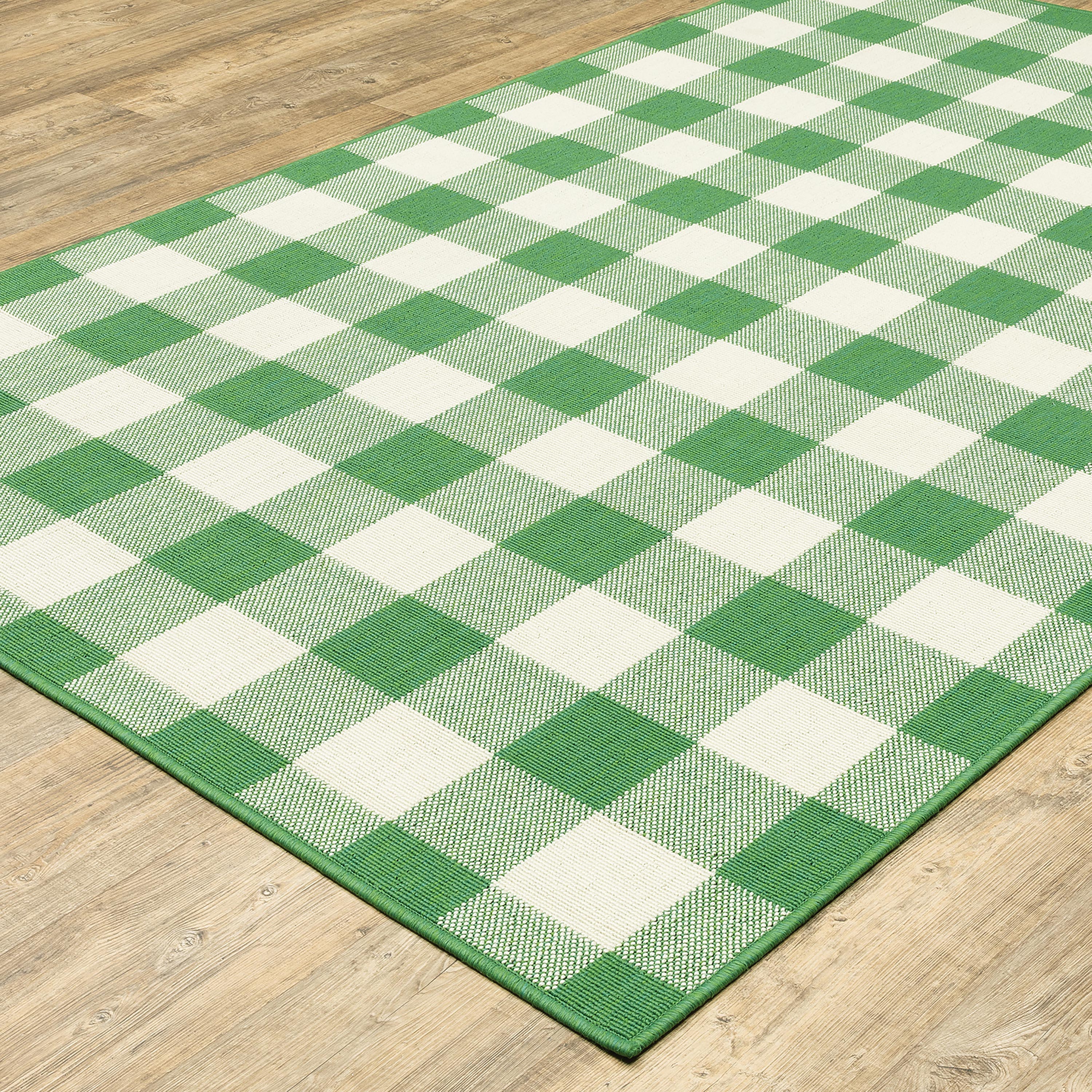 Buffalo Plaid Indoor and Outdoor Polypropylene Rug, 3'7" x 5'6" - Image 9
