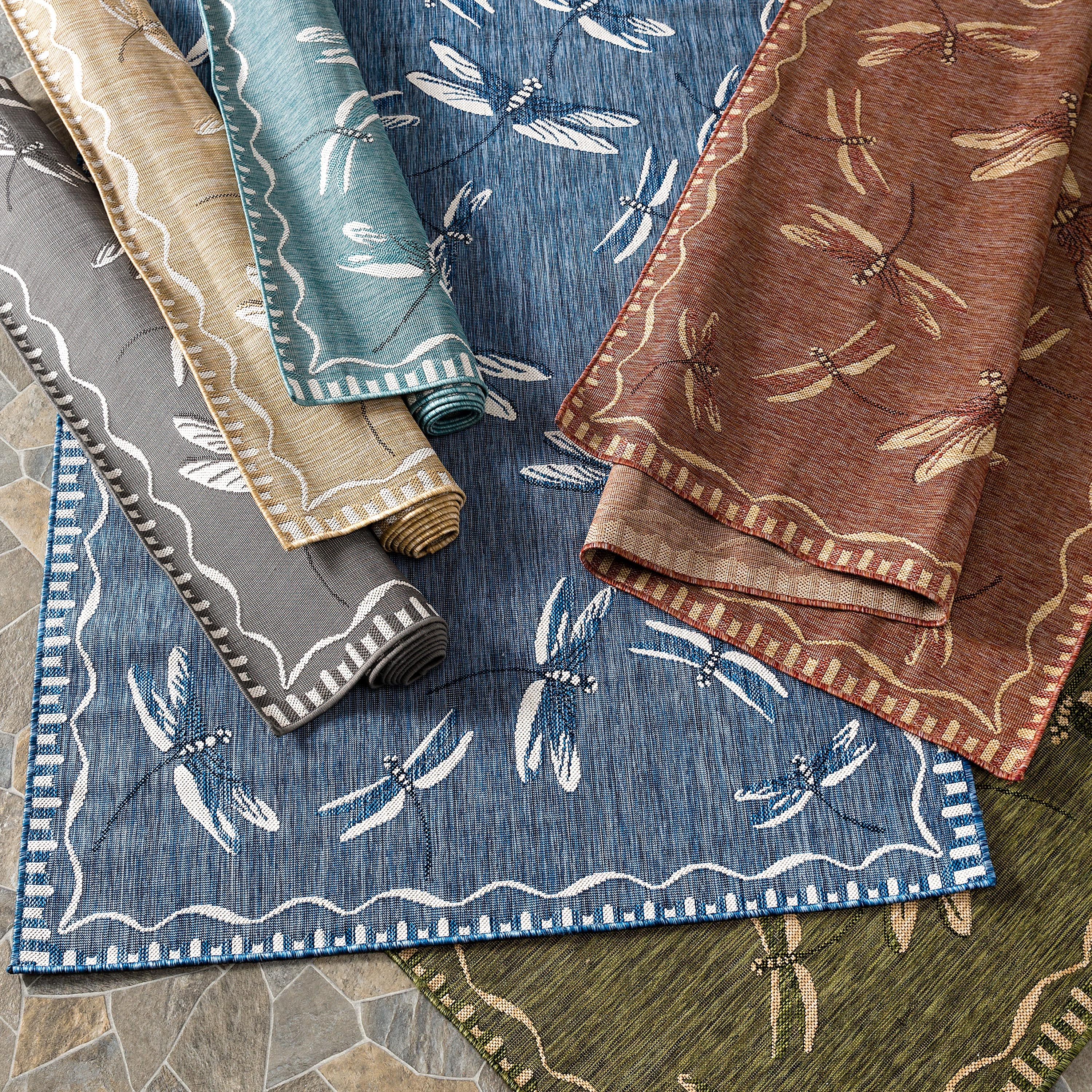 Indoor/Outdoor Dragonfly Rug, 4'10" x 7'6" - Image 9