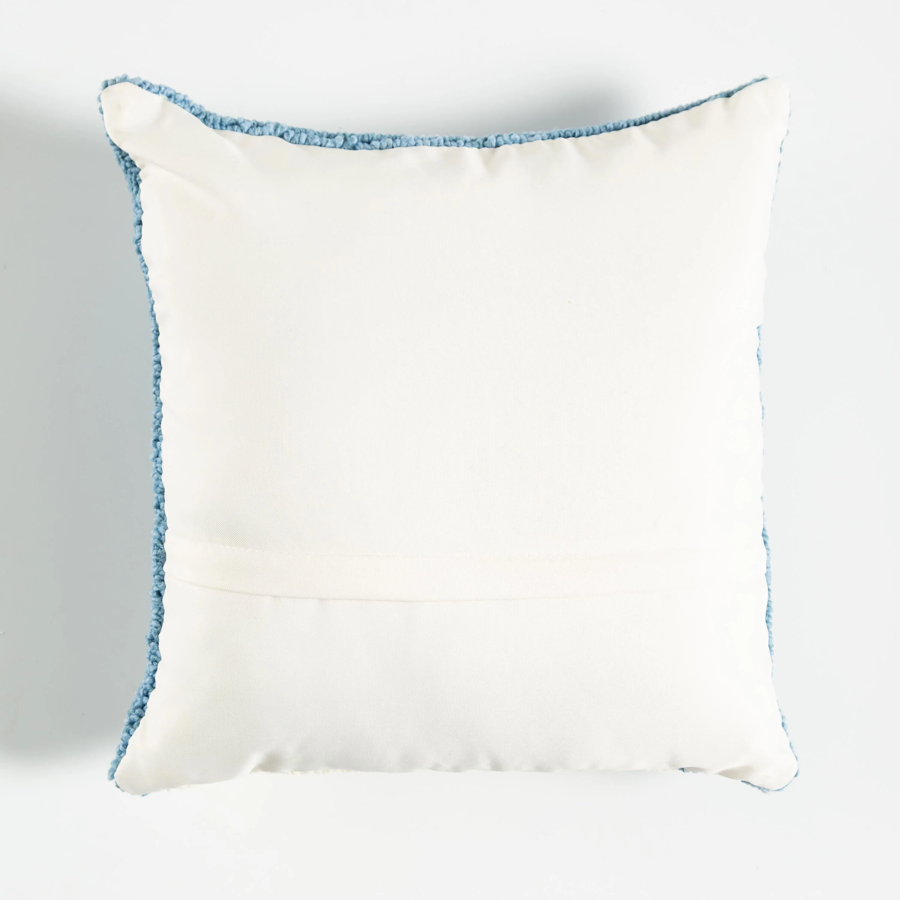 Indoor/Outdoor Hooked Polypropylene Snowman Throw Pillow - Image 4