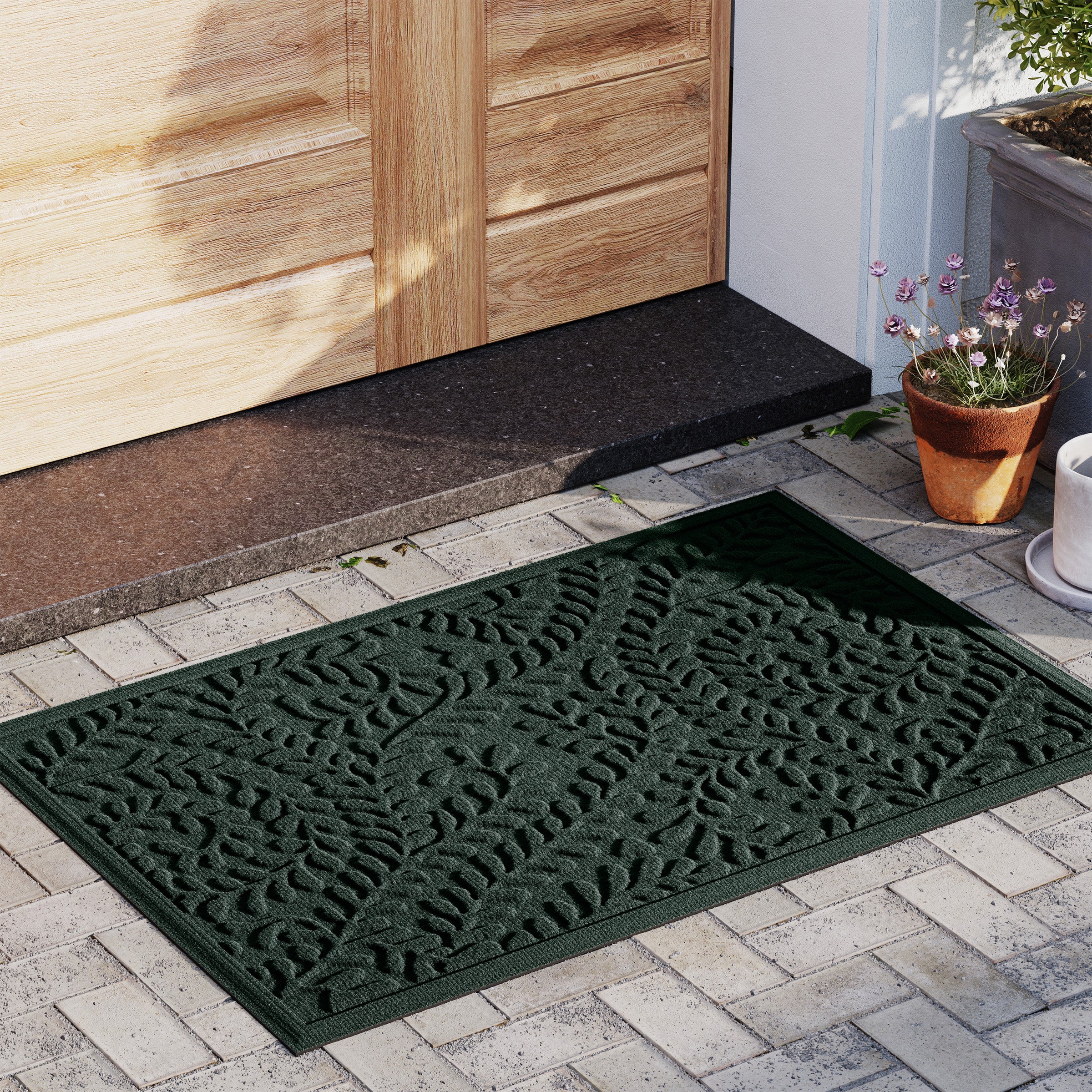 WaterHog® Indoor/Outdoor Leaves Doormat, 20" x 30" - Image 6