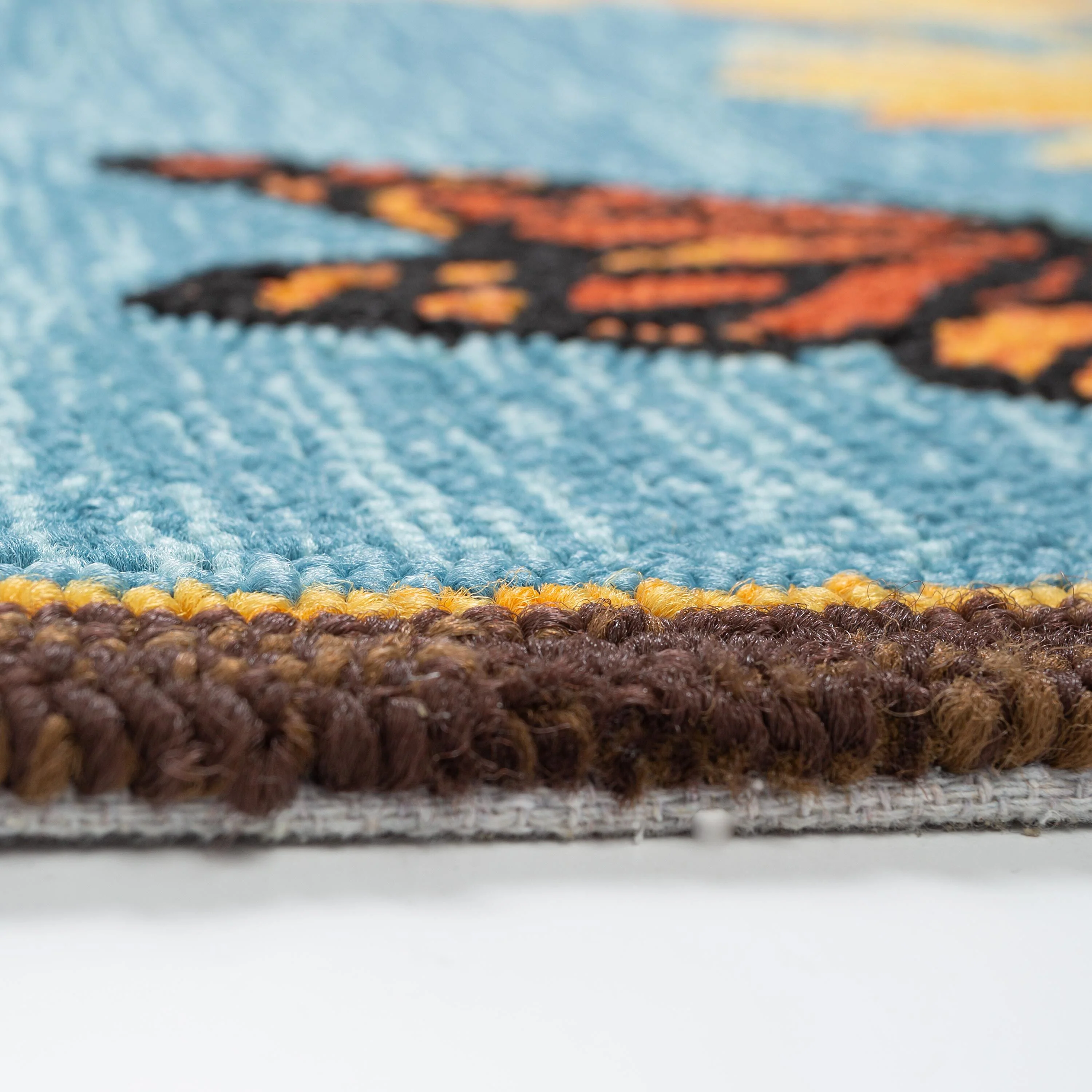 Indoor/Outdoor Sunflower and Butterfly Hooked Polypropylene Accent Rug - Image 4