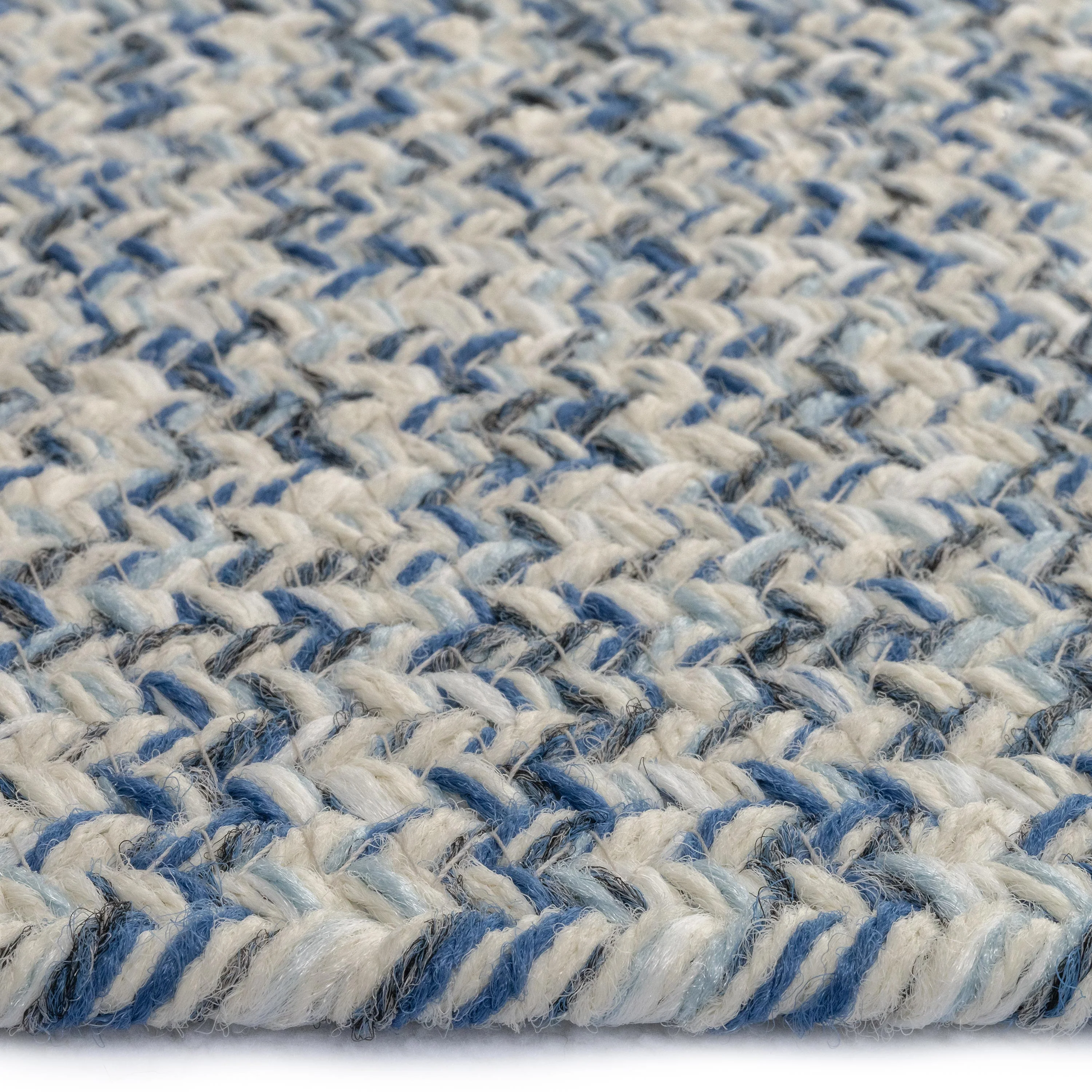 Indoor/Outdoor Oval Pine Creek Braided Polypropylene Rug, 3' x 5' - Image 14