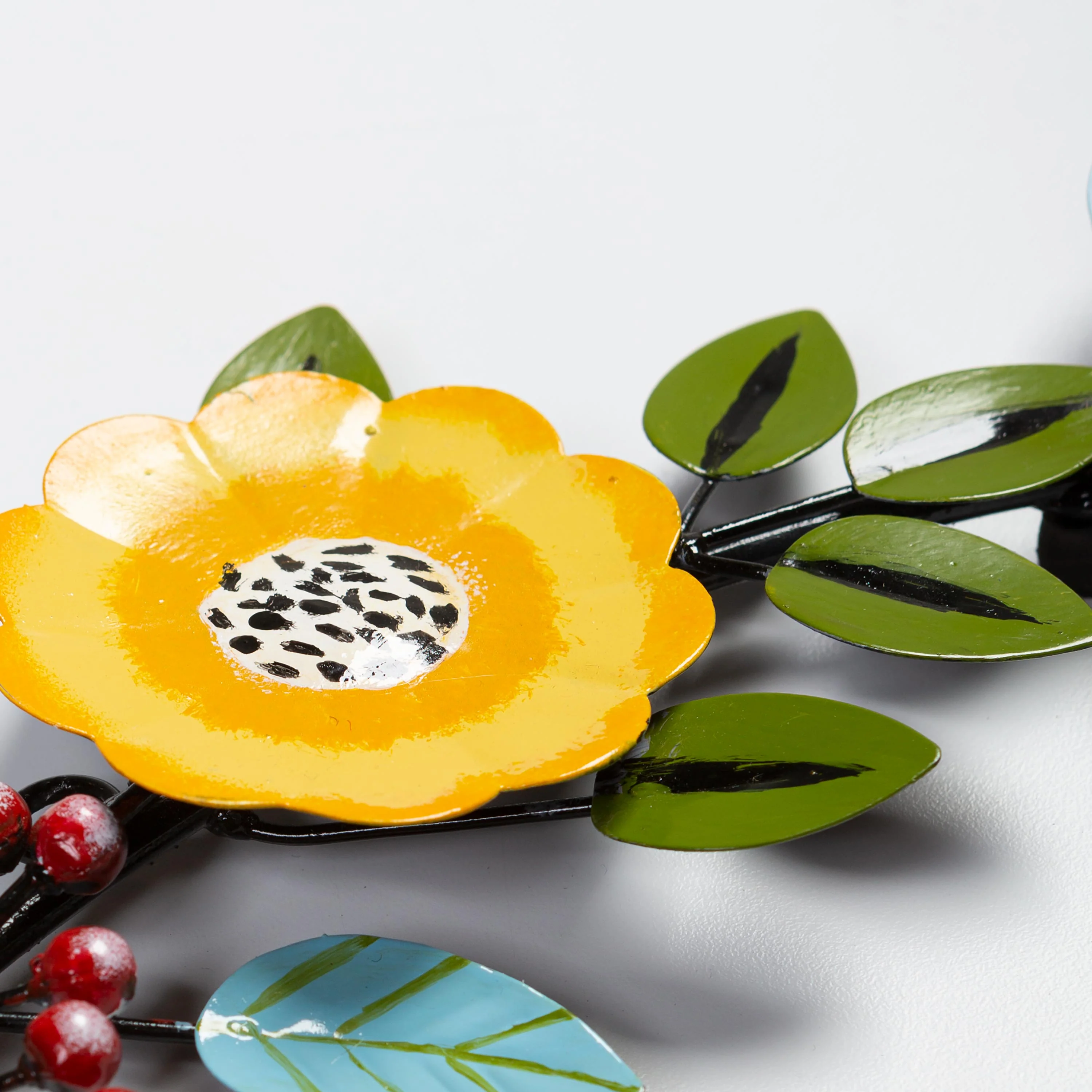 Indoor/Outdoor Floral and Berry Metal Wreath - Image 4