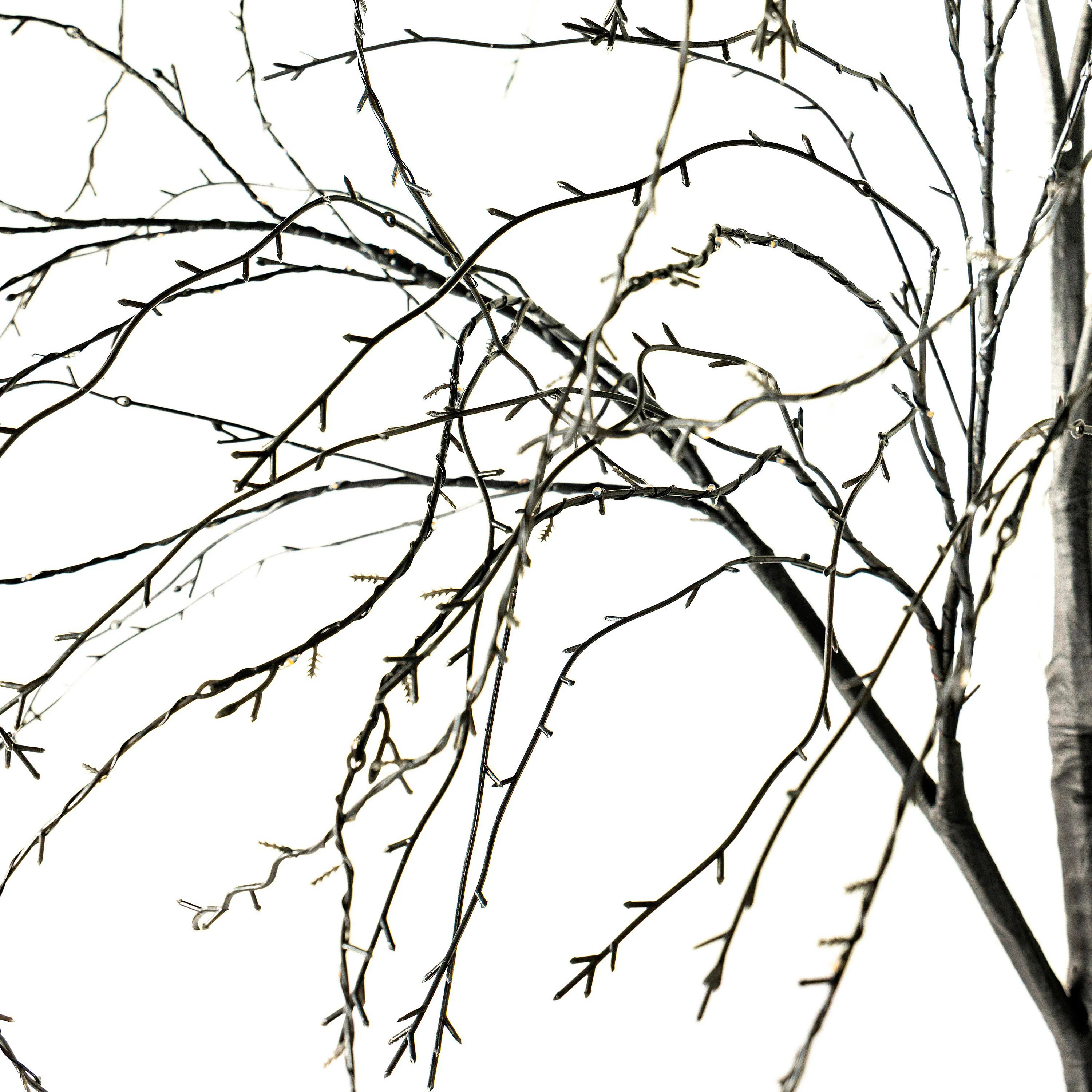Indoor/Outdoor Halloween Weeping Willow, 4'H with 300 Lights - Image 4