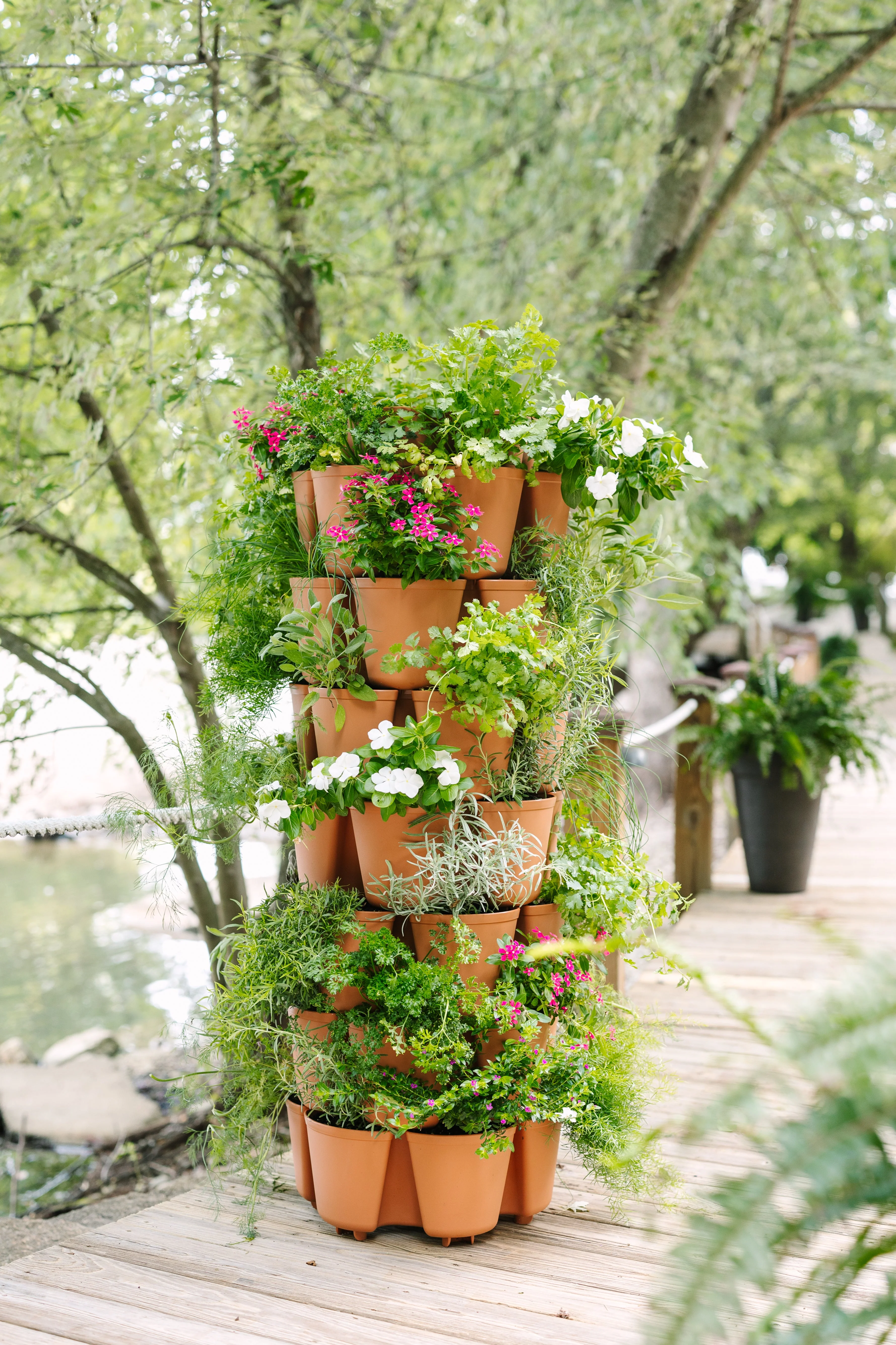 7 Tier GreenStalk Garden Leaf Vertical Planter - Basic Texture - Image 11