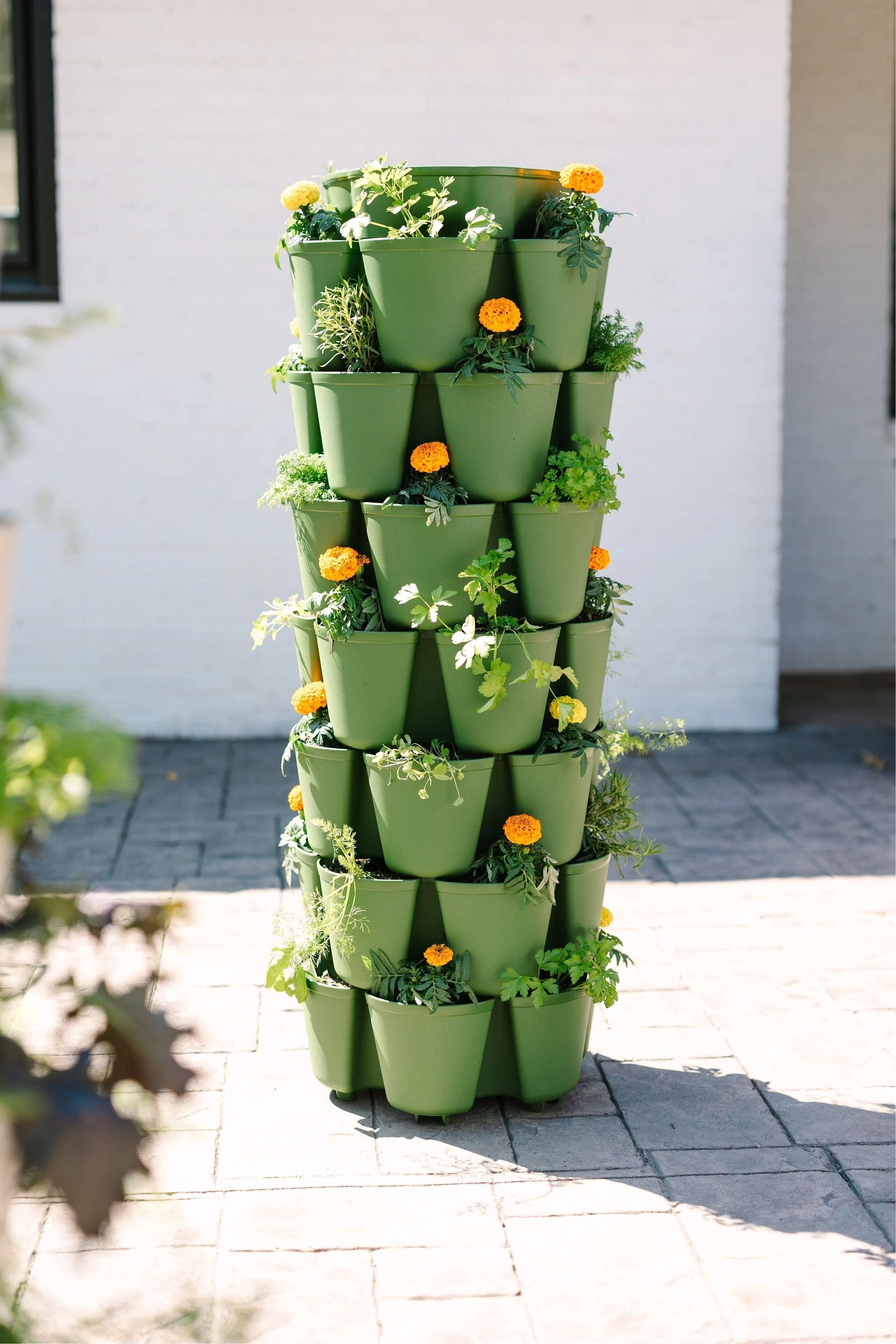 7 Tier GreenStalk Garden Leaf Vertical Planter - Basic Texture - Image 9