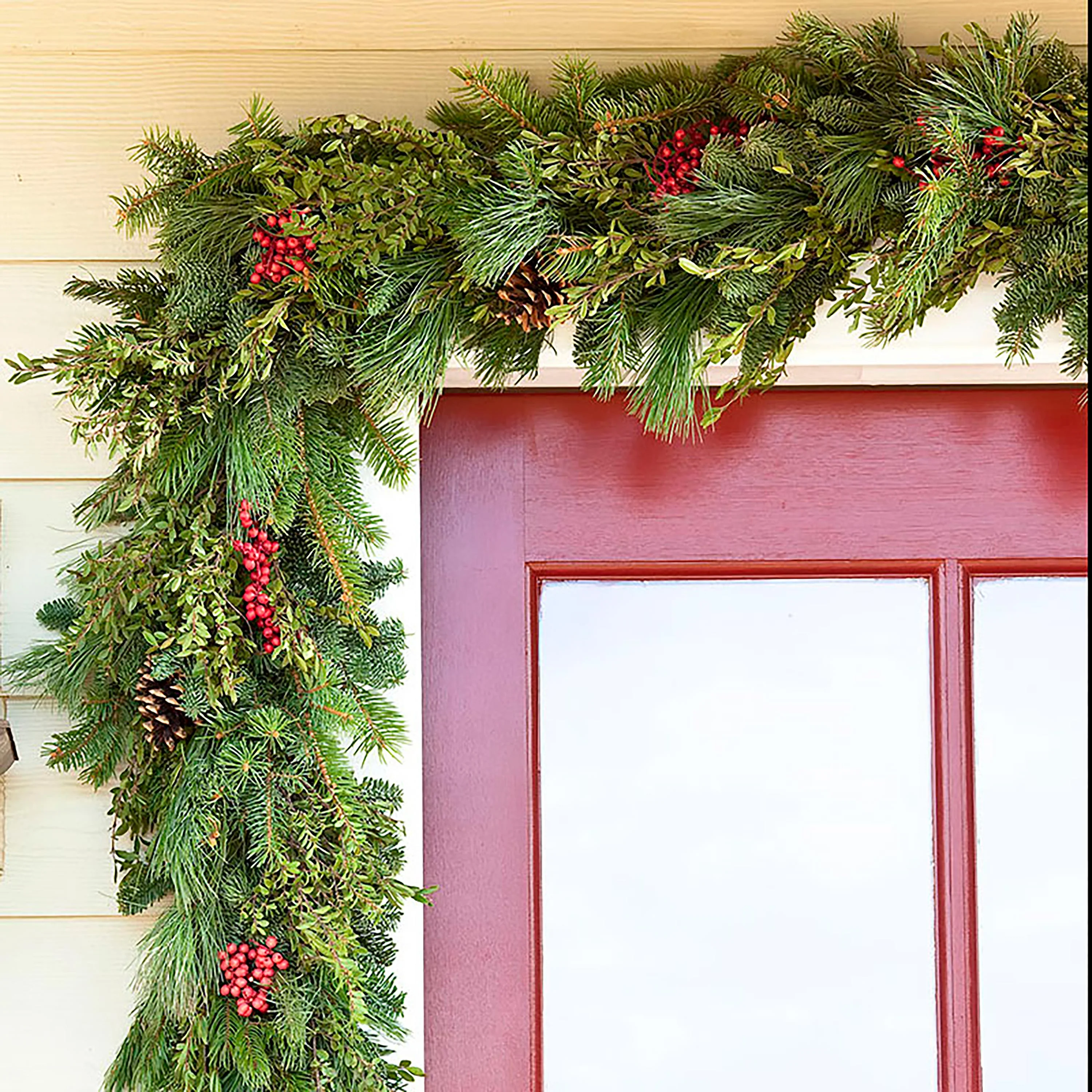 Holiday Woodland Garland, 12'