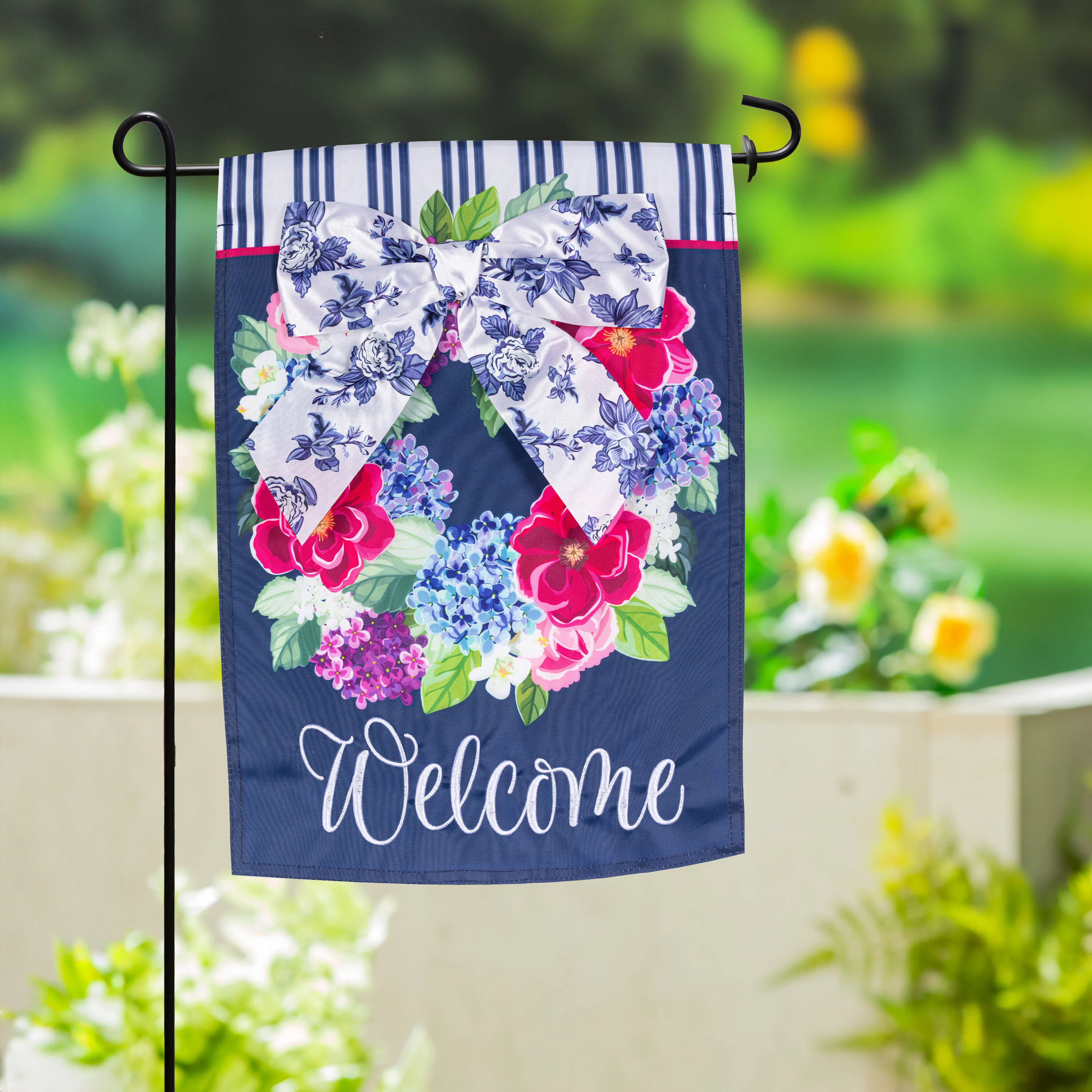 Chinoiserie Bow Hydrangea Wreath Applique Garden Flag