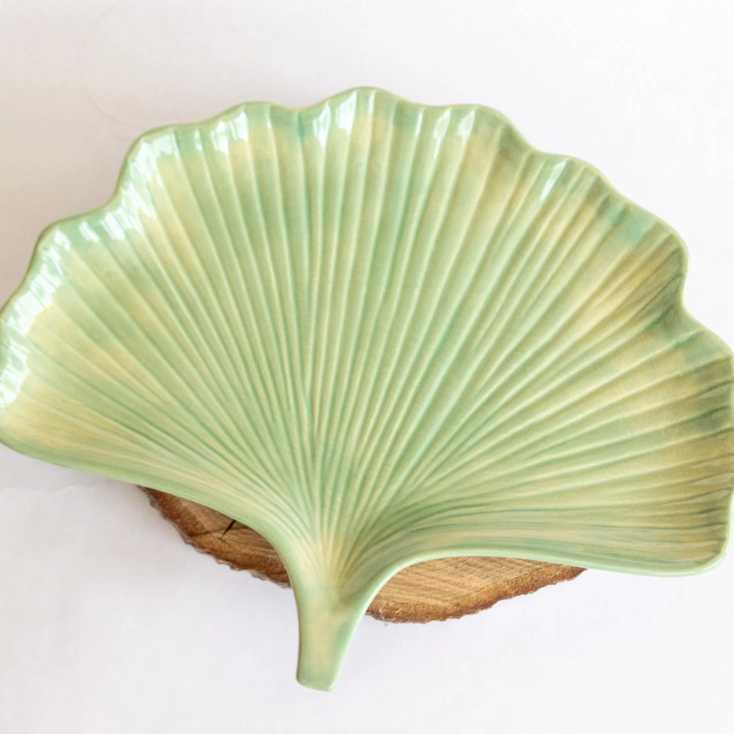 Ceramic Ginkgo Leaf Tray - Image 4