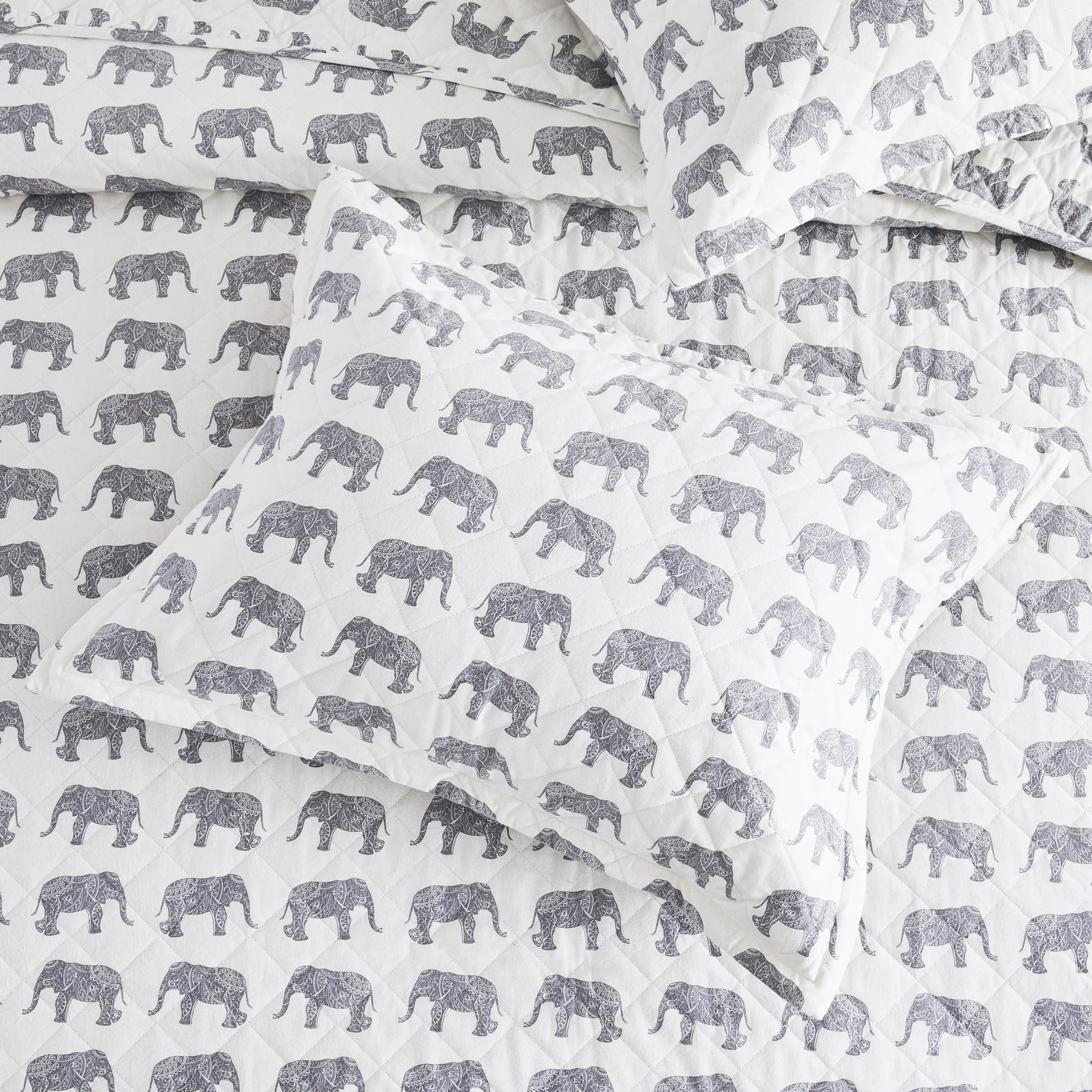 Elephants Cotton Flannel Quilt Set - Image 8