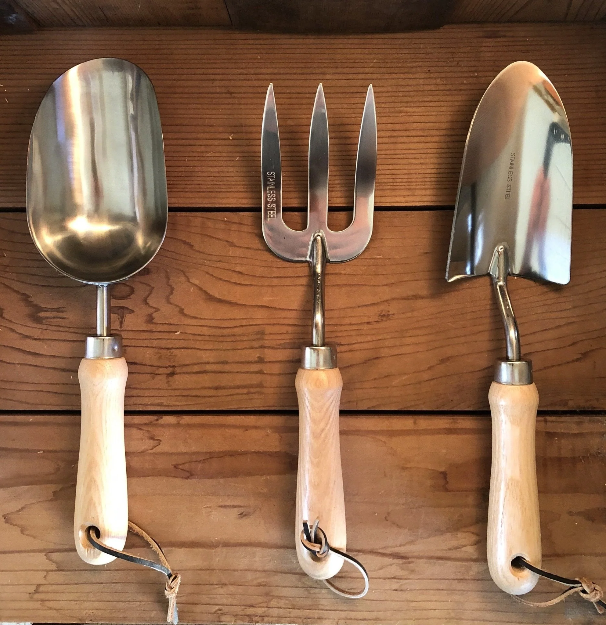 Garden Hand Tool Set - Hardwood and Stainless - Image 7