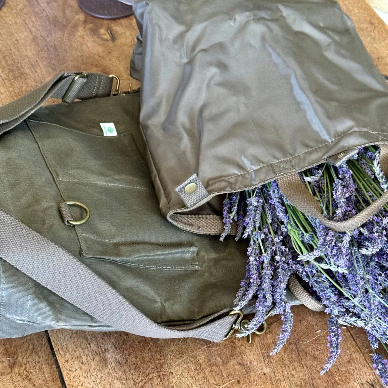 Gardener's Multipurpose Shoulder Bag  | For Tools, the Market or Harvest - Image 5