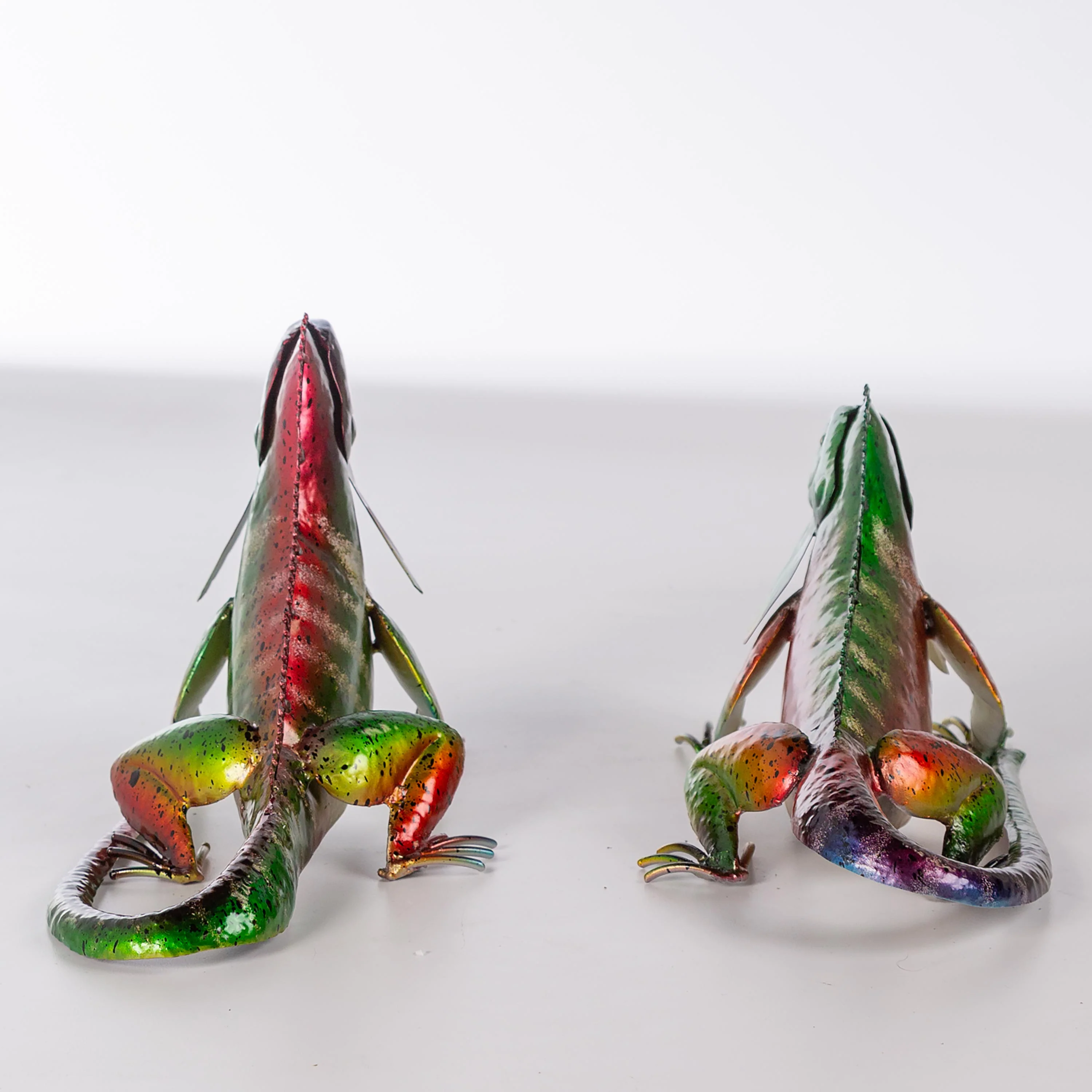 Set of 2 Metal Iguana Statues - Image 3