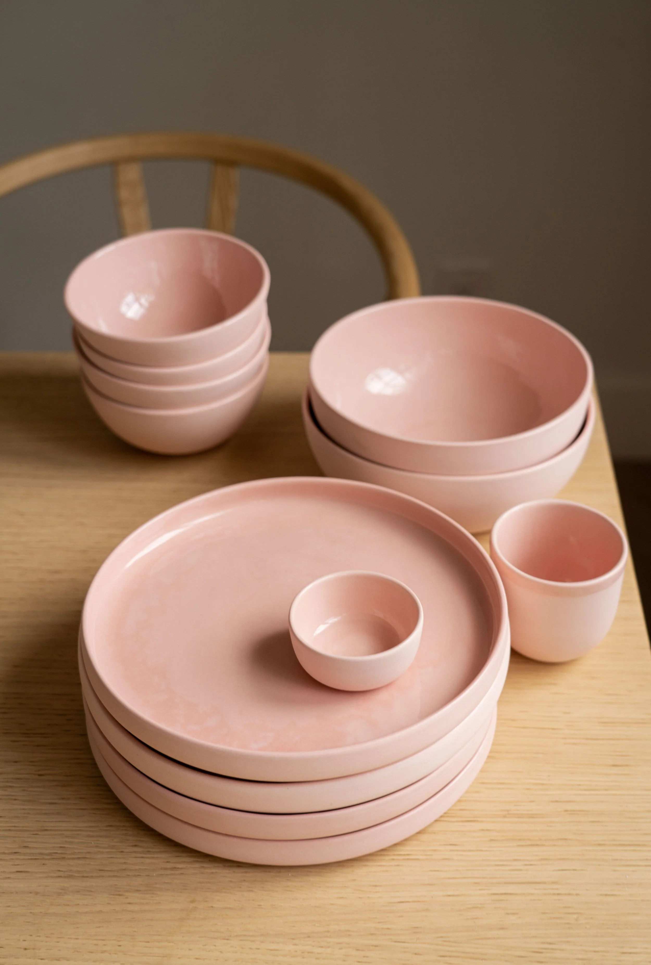 Handmade Porcelain Pinch Bowl. Powder Pink - Image 9