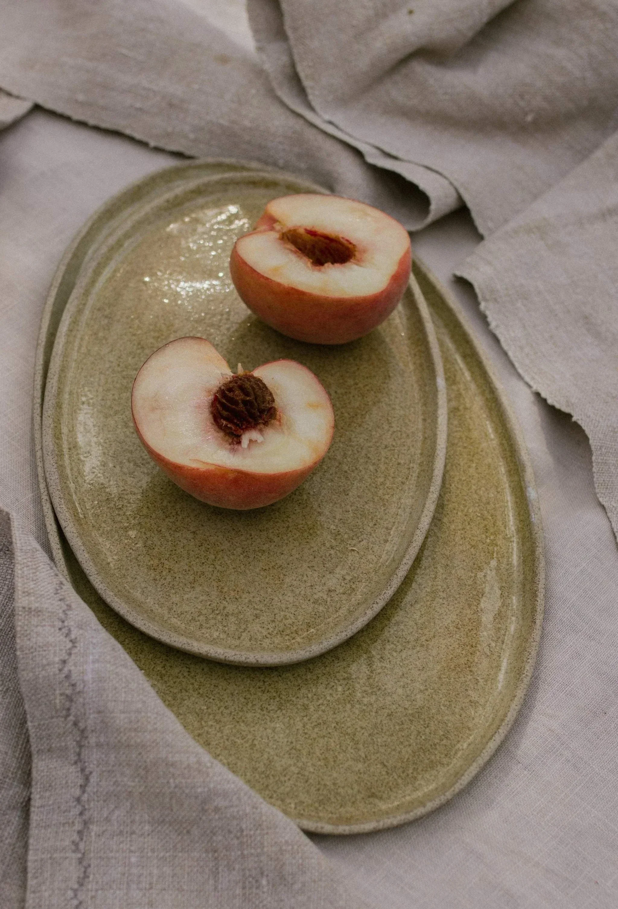 Handmade Stoneware Serving Platter "Concrete" - Image 2