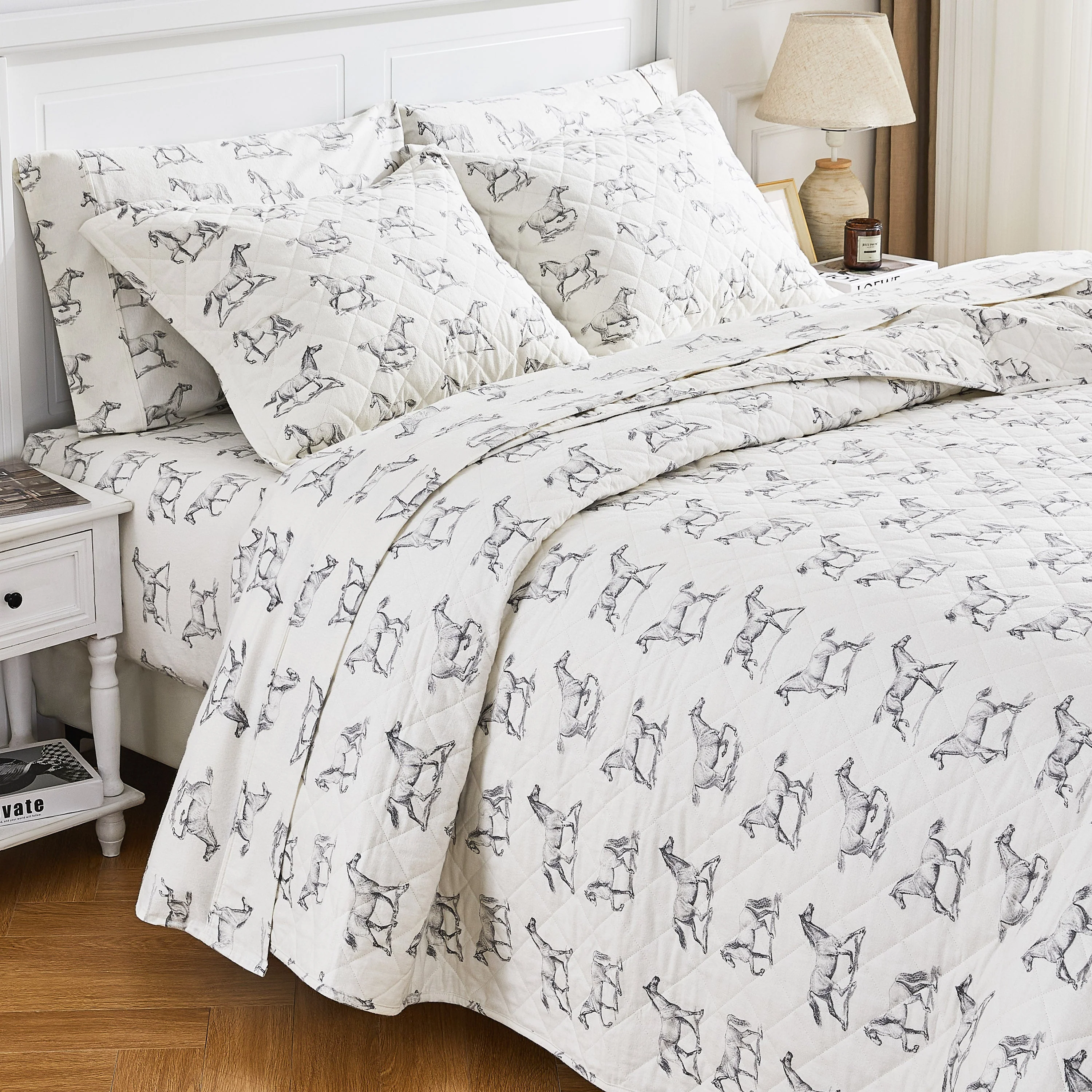 Horses Cotton Flannel Quilt Set - Image 11