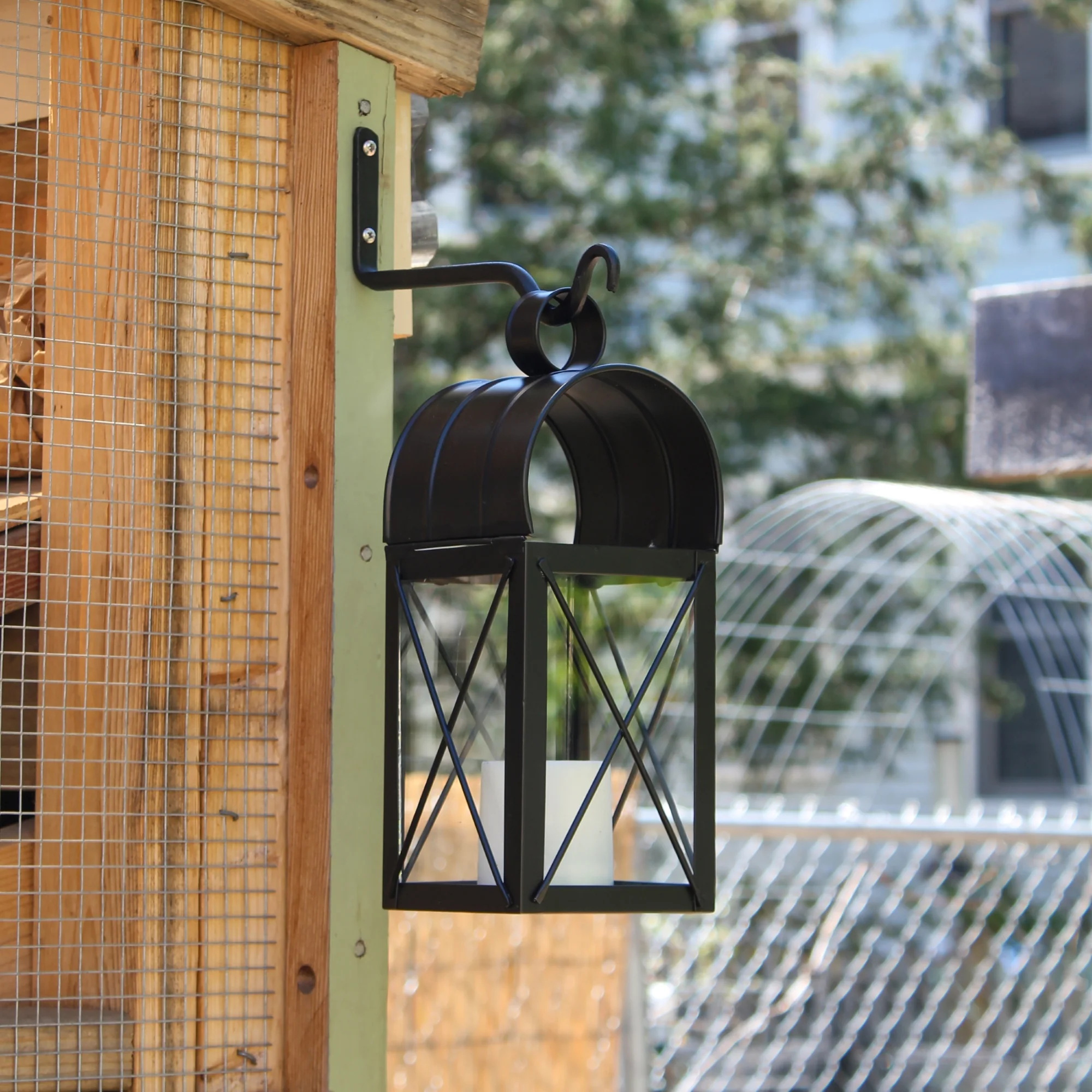 Travis House Lantern - Image 4