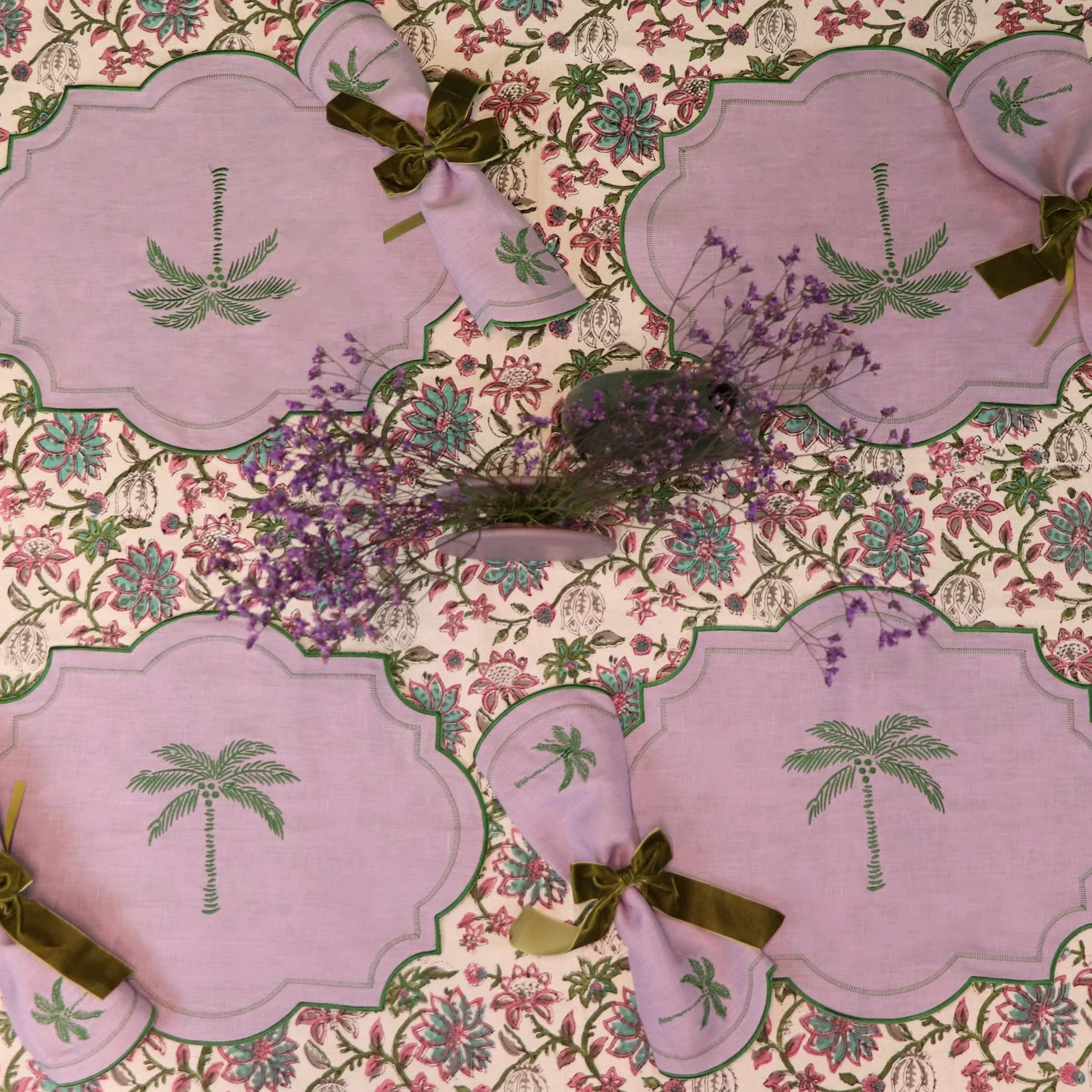 Pendula Petunia Tablecloth - Image 6