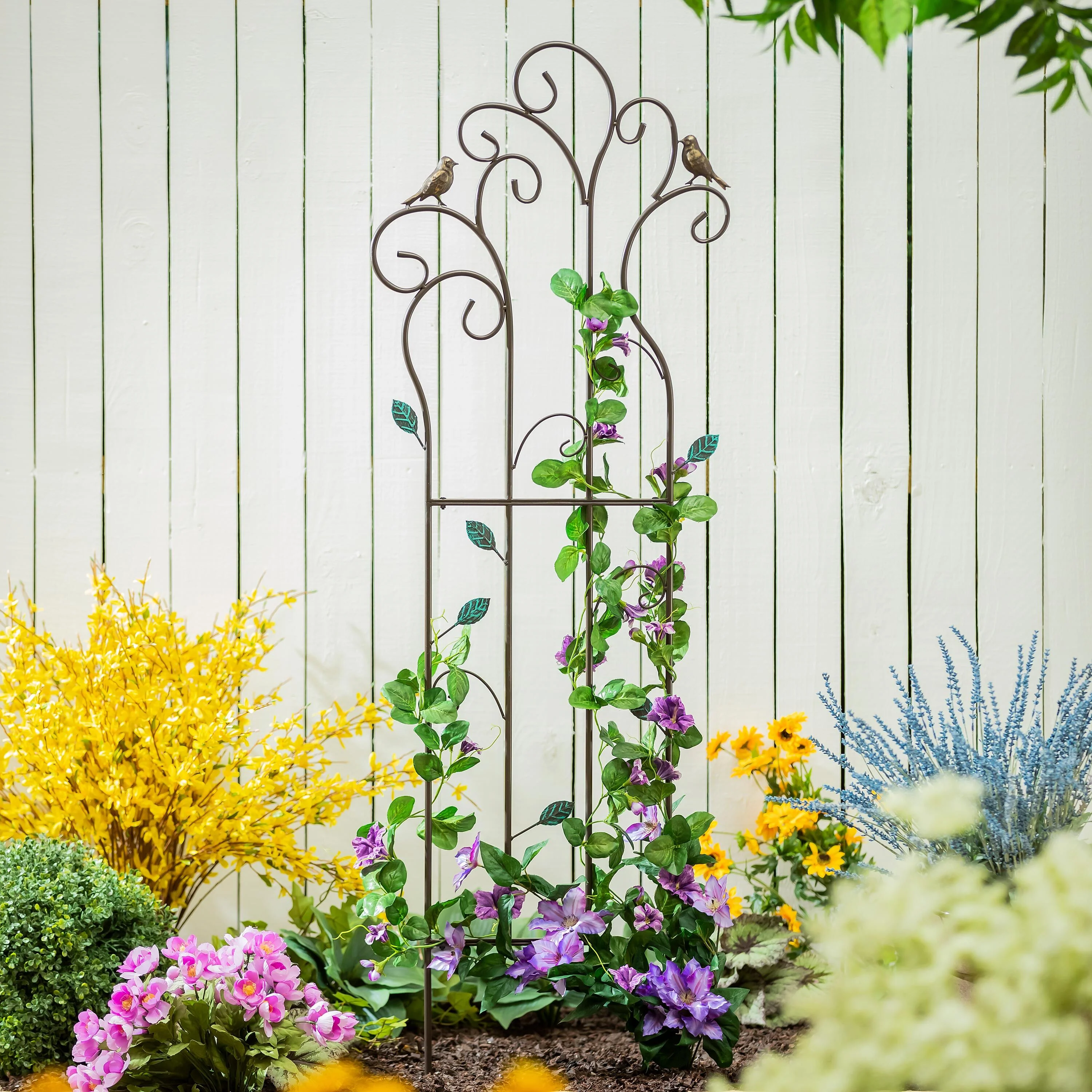 Metal Birds and Scrolls Garden Trellis