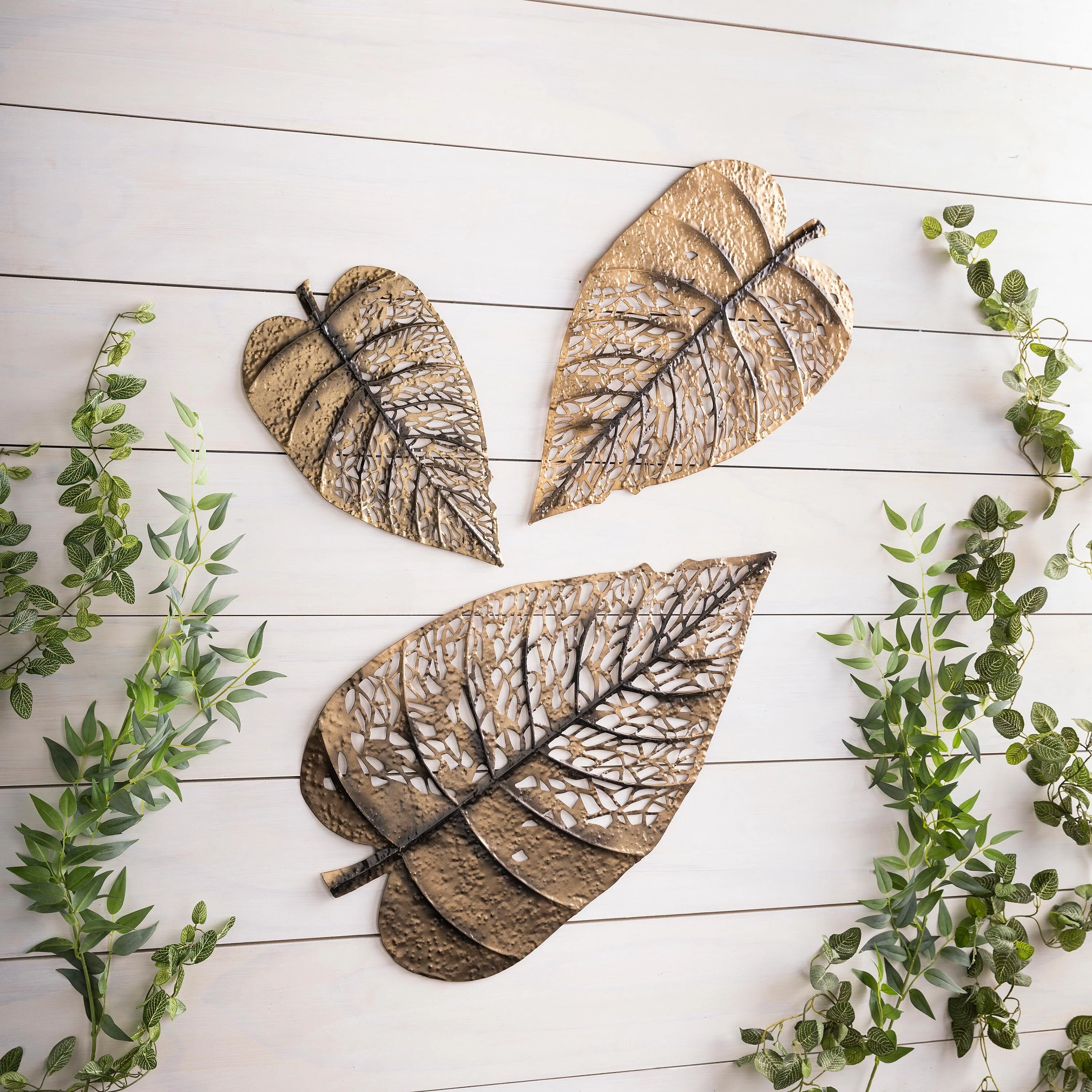Set of 3 Metal Decorative Leaves Wall Décor