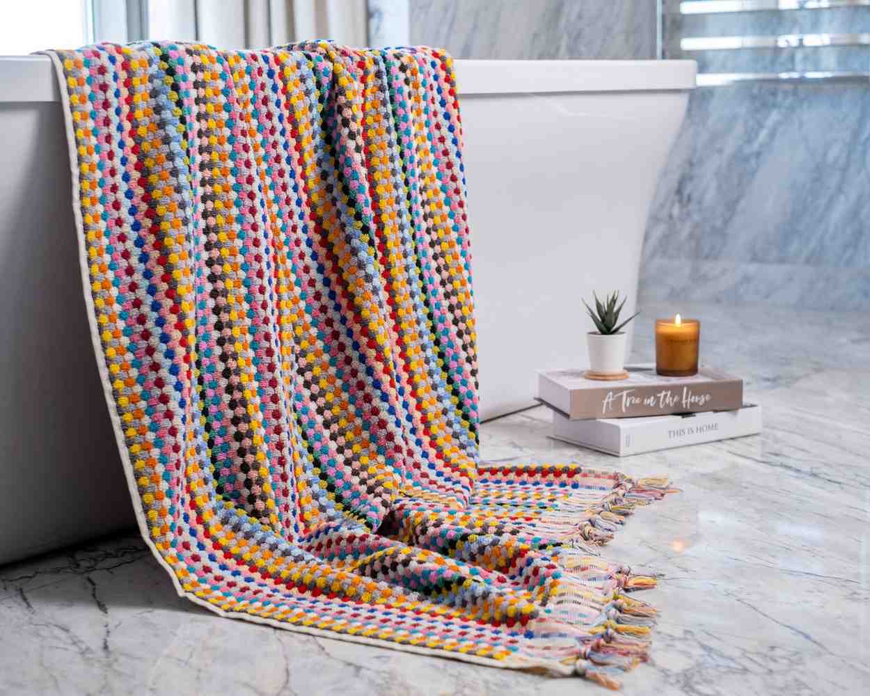 Pom Pom Bath Towel - Image 3