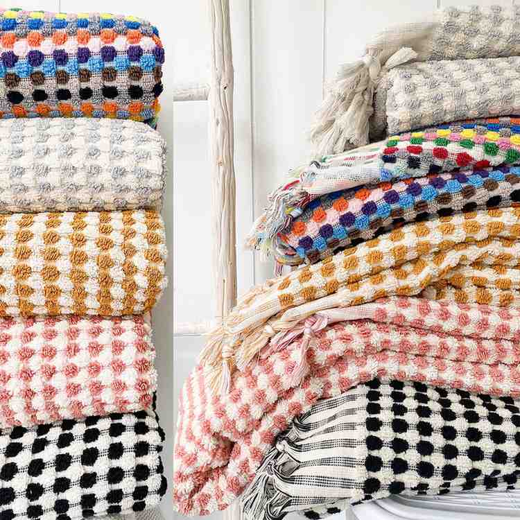Pom Pom Bath Towel - Image 7