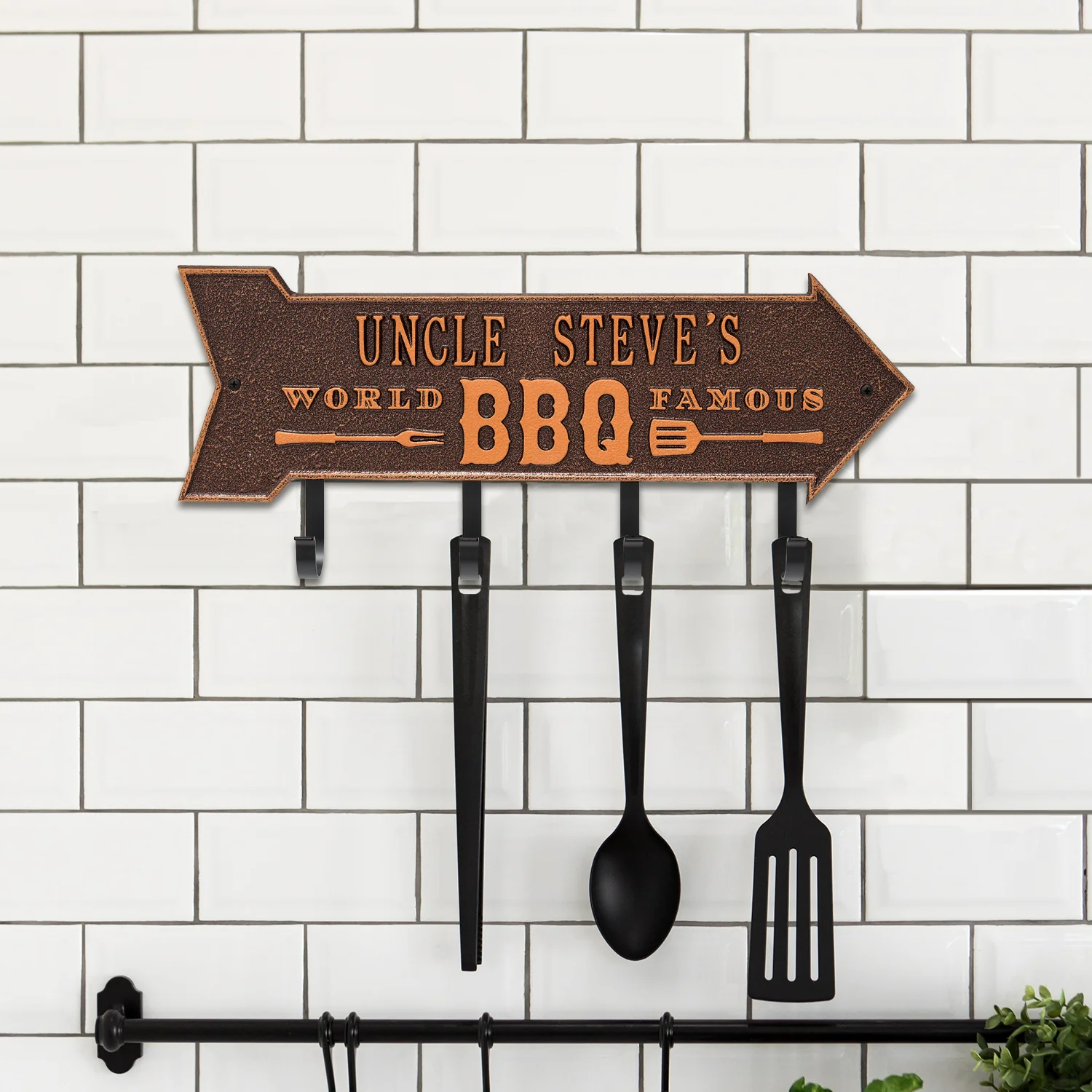 World Famous BBQ Arrow Personalized Hook Plaque - Image 11