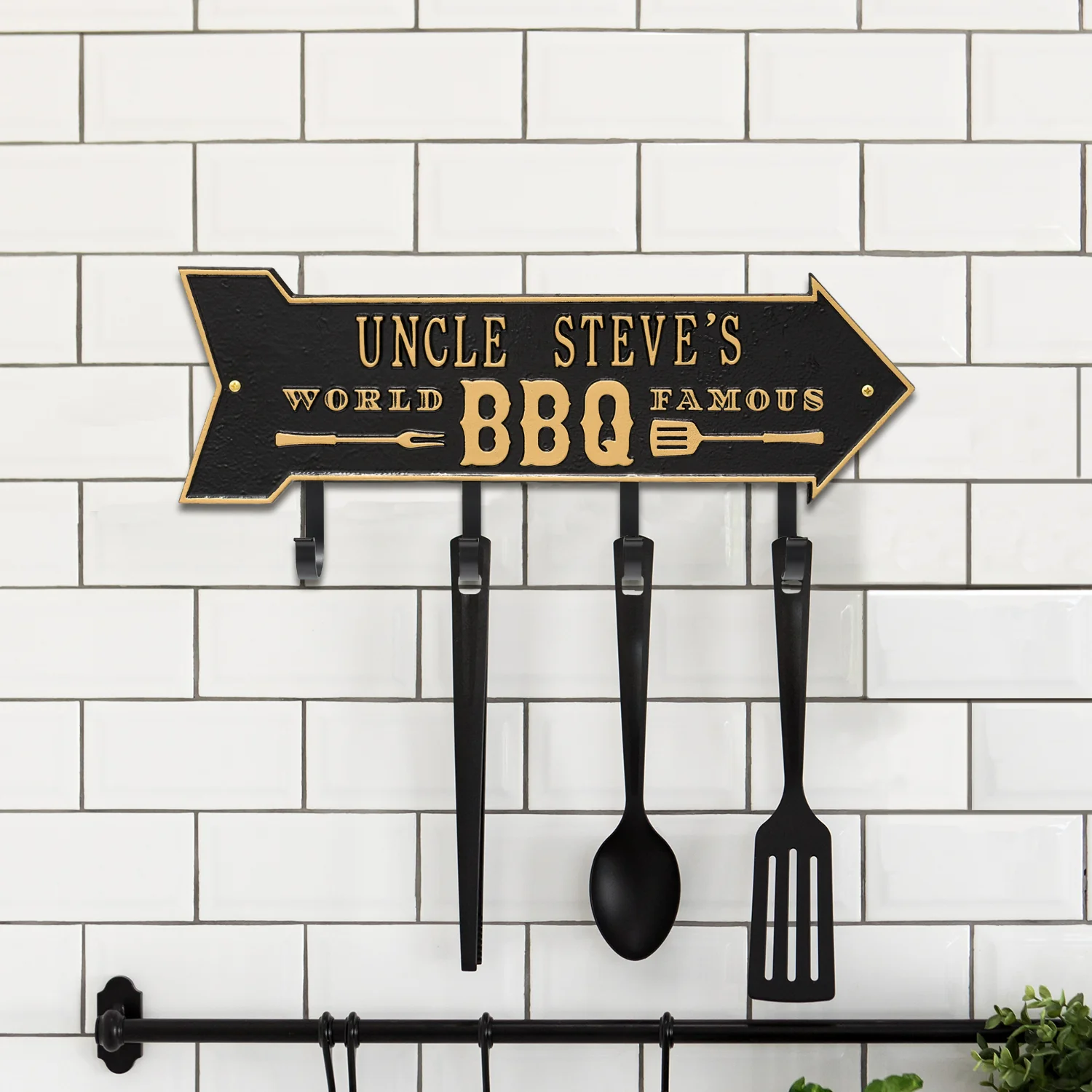World Famous BBQ Arrow Personalized Hook Plaque - Image 12