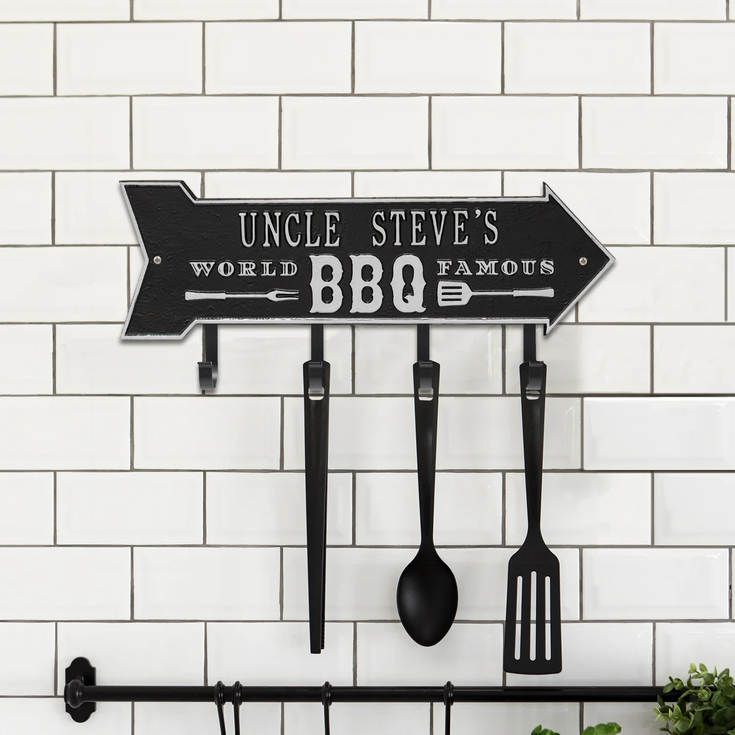 World Famous BBQ Arrow Personalized Hook Plaque - Image 13