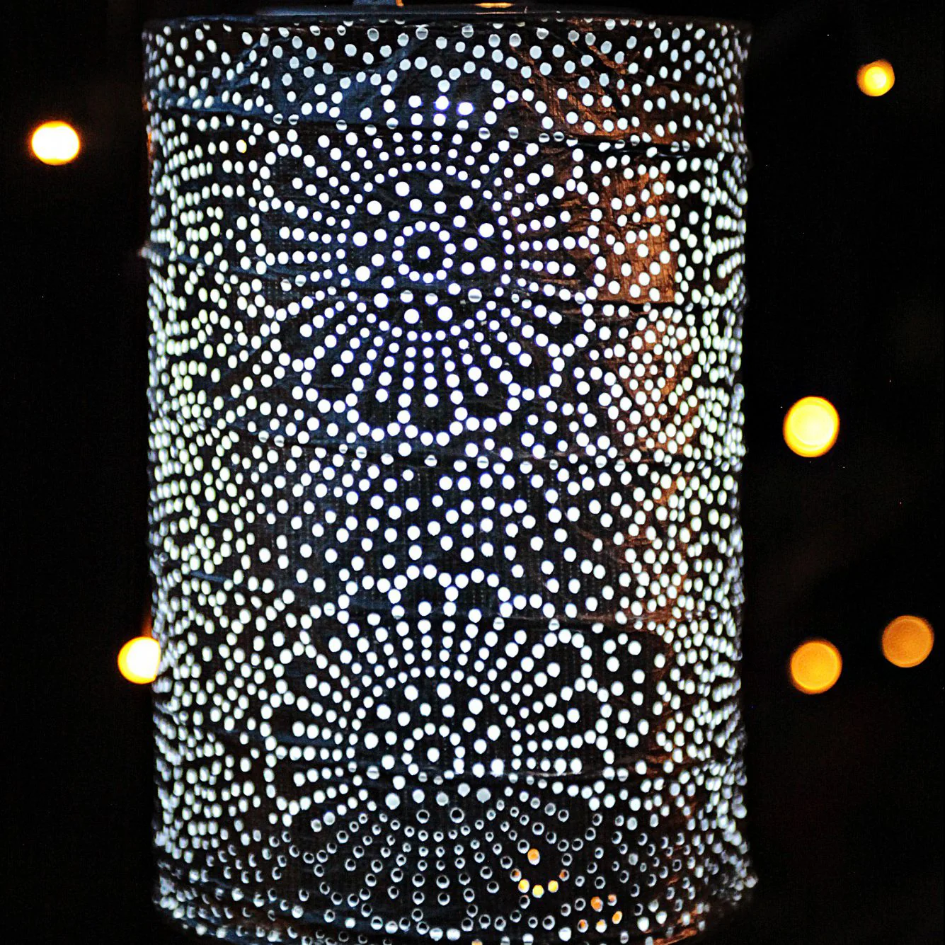Soji Stella - Cylinder - 7.5" Solar Lantern - Image 3