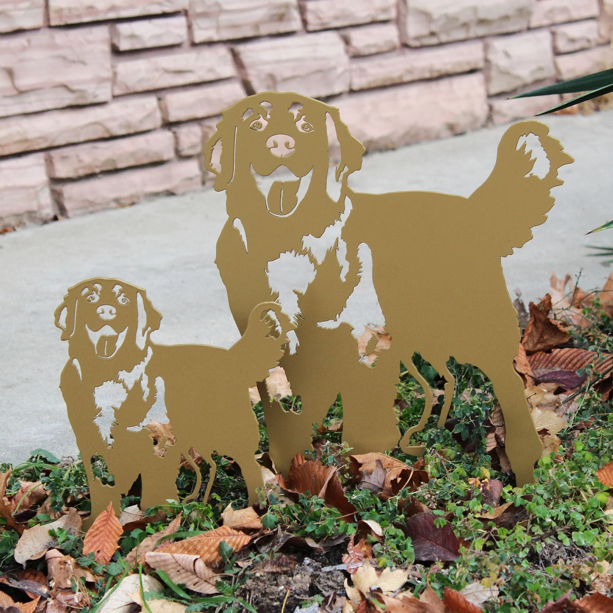 Gold Golden Retriever Garden Stake - Image 3