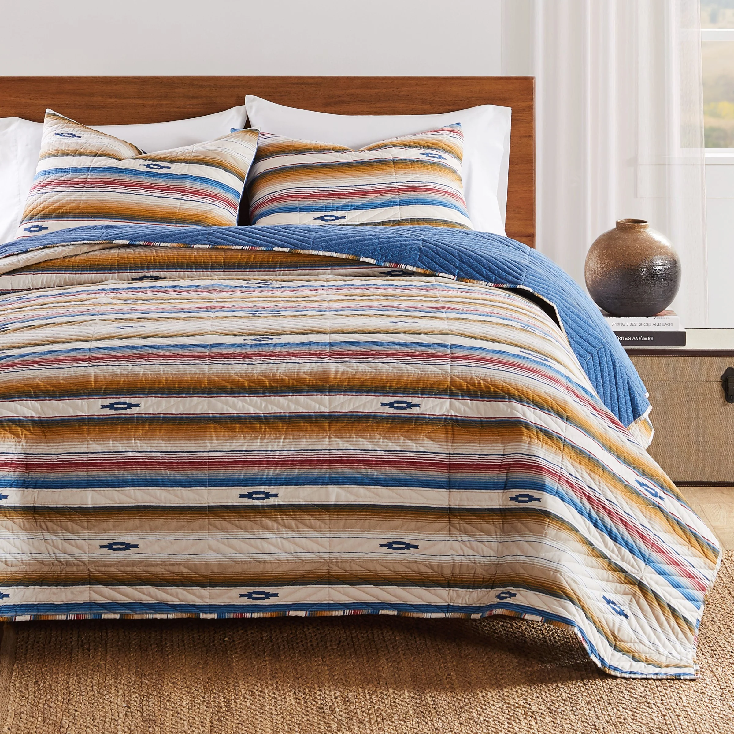 Painted Desert Sapphire Reversible Bedding - Image 3
