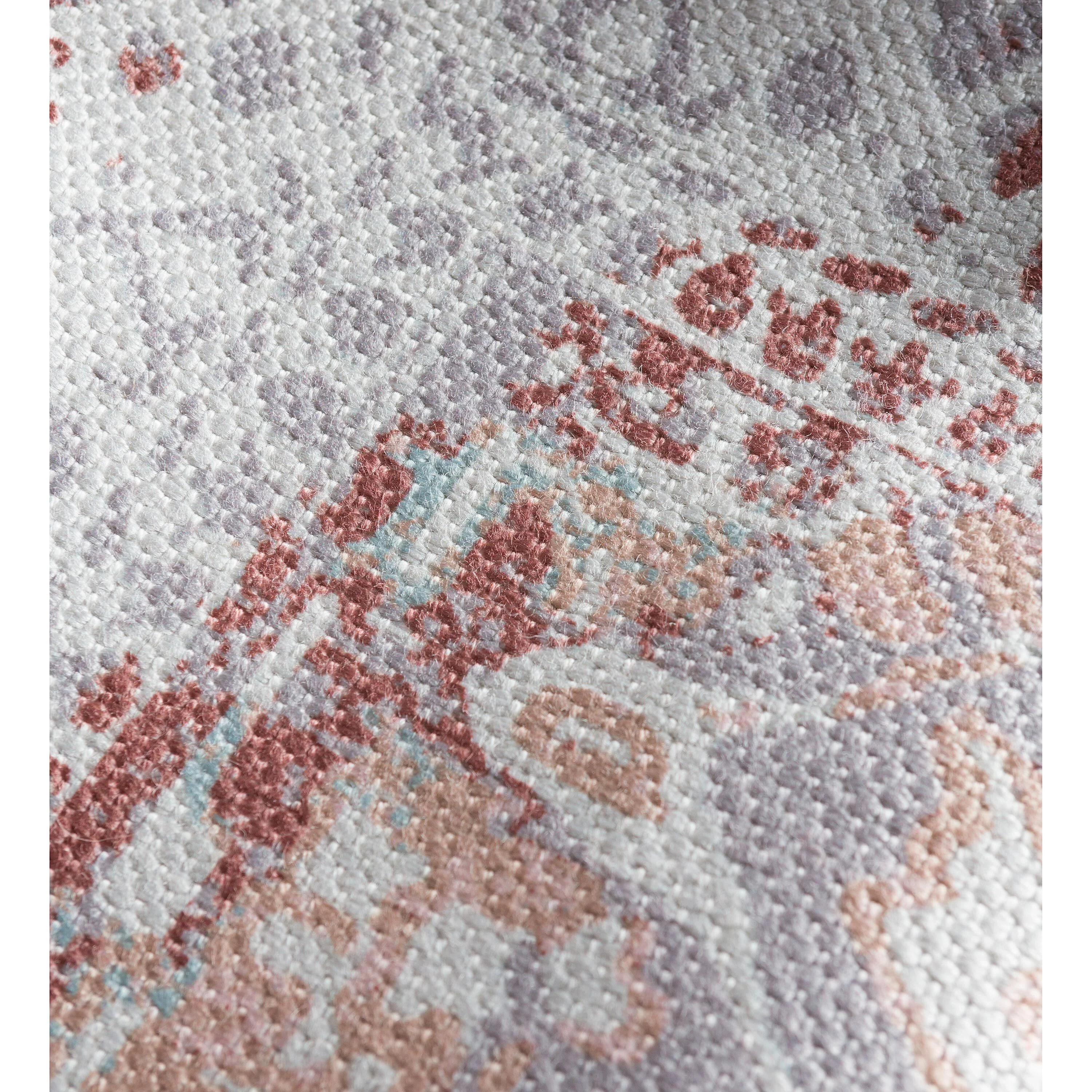 Indoor/Outdoor Persian Style Rug, 5' x 8' - Image 6