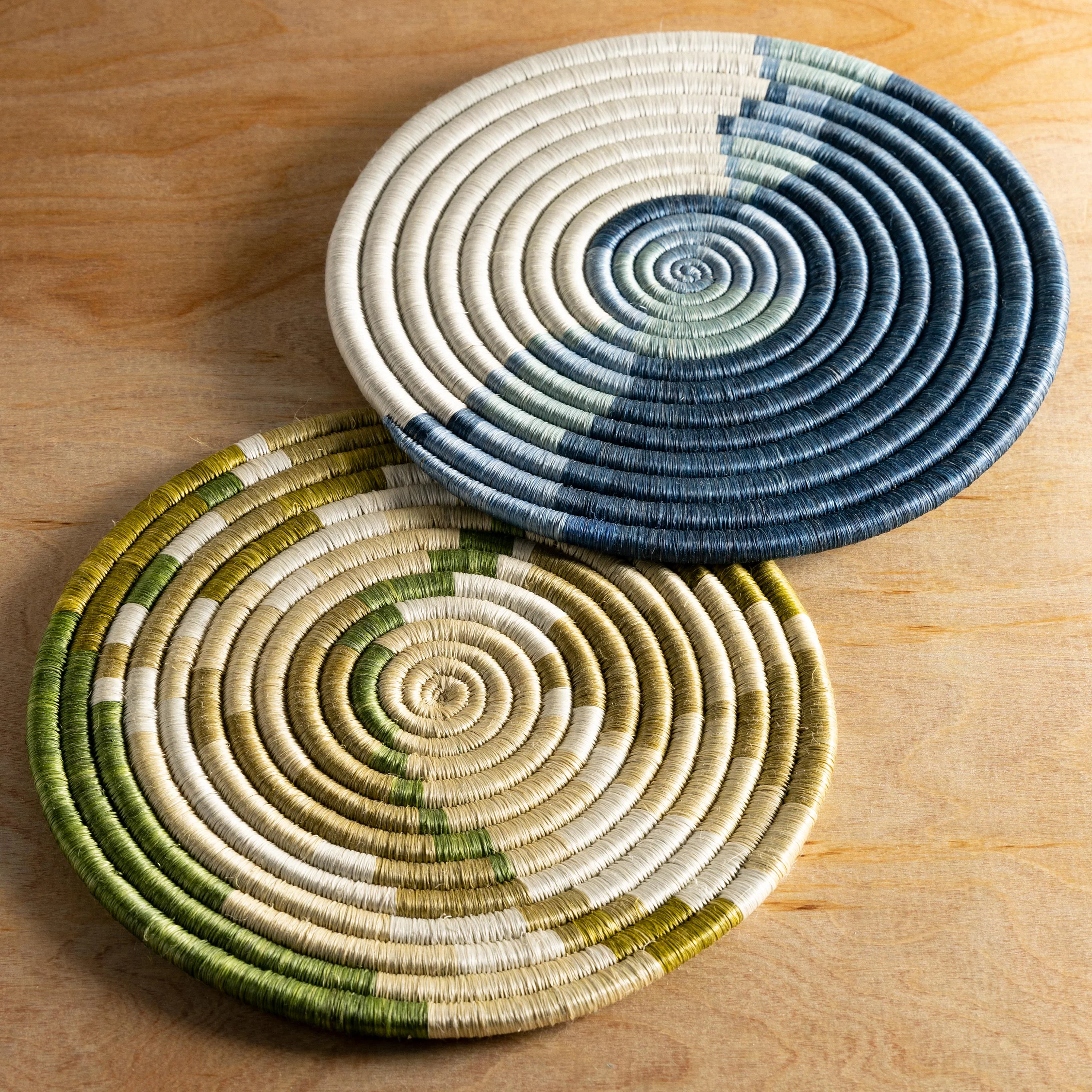 Woven Serving Charger - Image 11