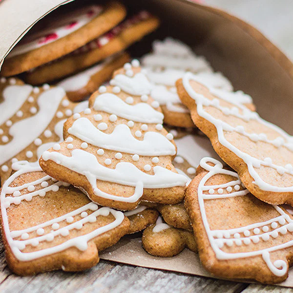 Vanilla Christmas Cookie Candle - Image 4