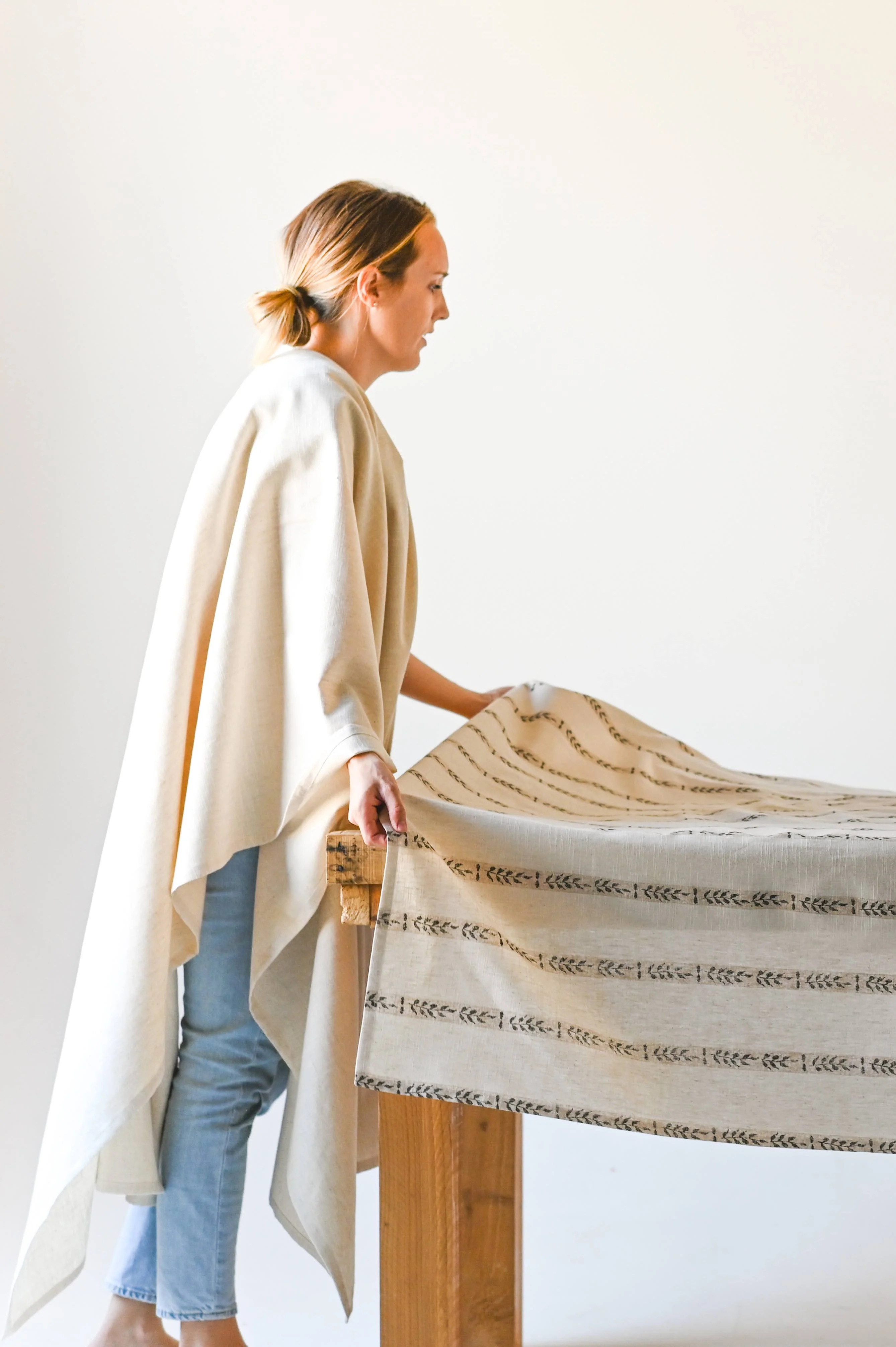 Walnut Leaf Tablecloth - Image 4