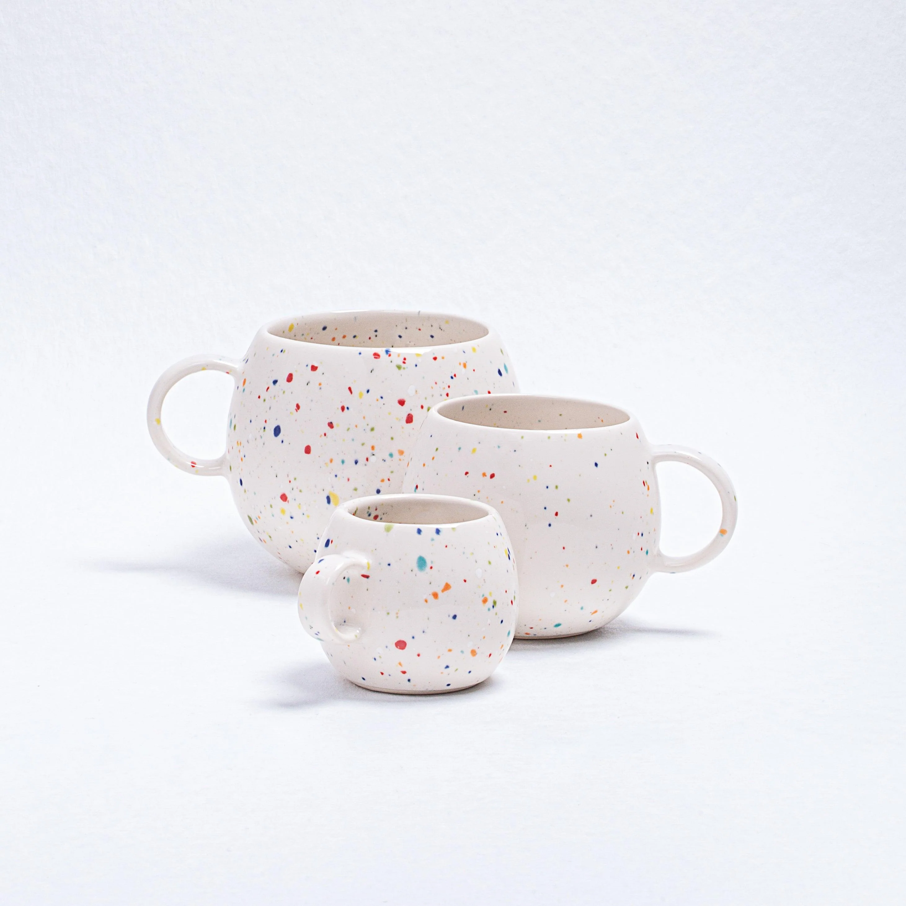 White Ball Stoneware Ceramic Mug, 17oz