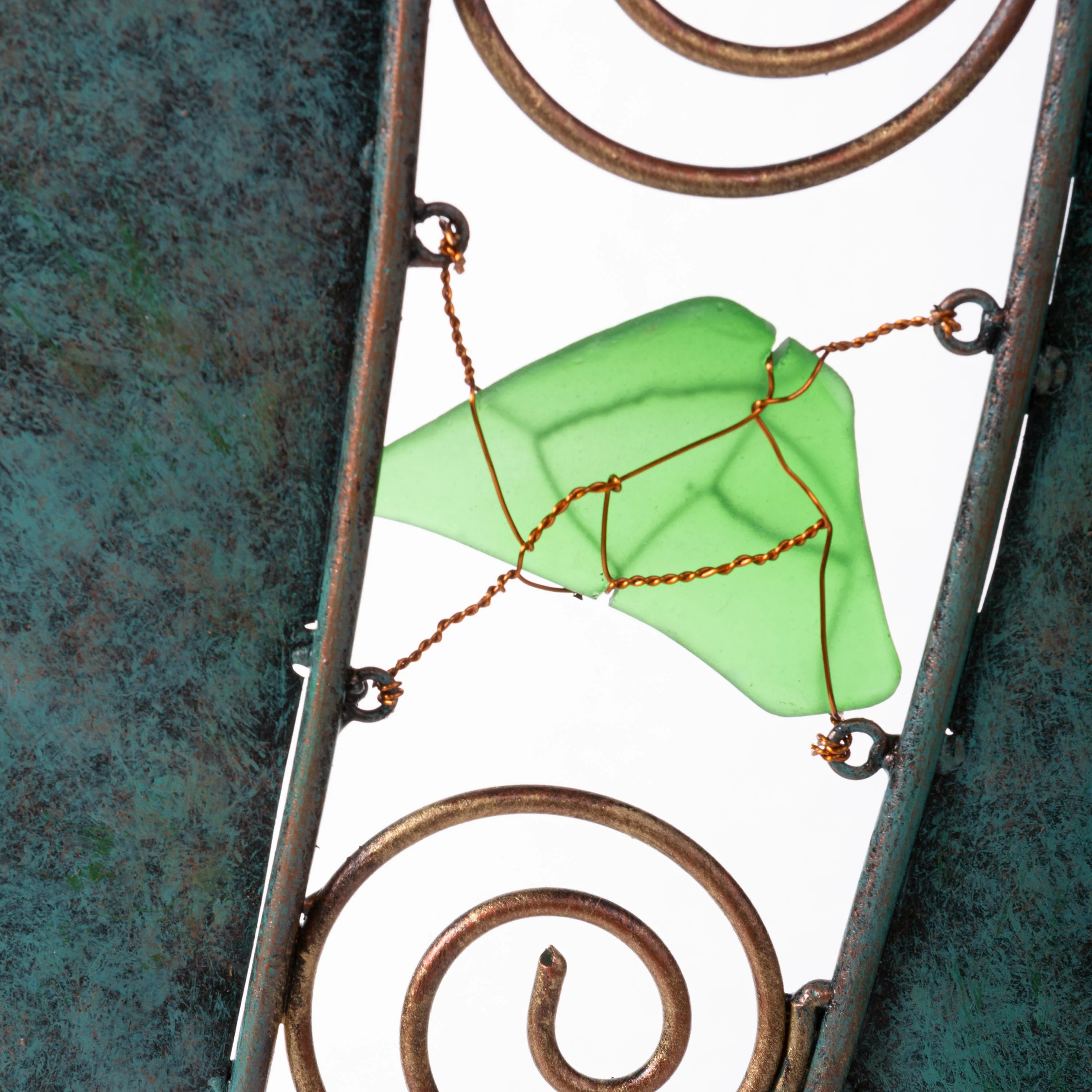 Metal & Glass Wavy Garden Stake - Image 5